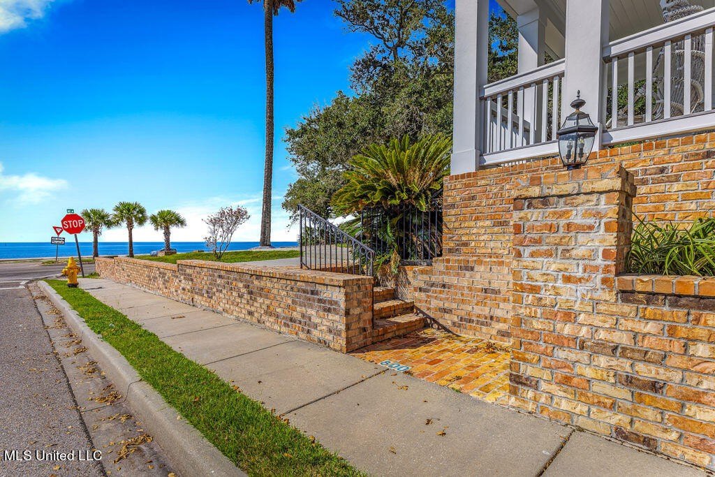 Gulfport, Mississippi, 39501, United States, 4 Bedrooms Bedrooms, ,3 BathroomsBathrooms,Residential,For Sale,1974056