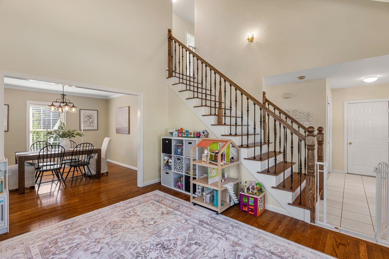 Exeter, New Hampshire, 03833, United States, 3 Bedrooms Bedrooms, ,2 BathroomsBathrooms,Residential,For Sale,1947077