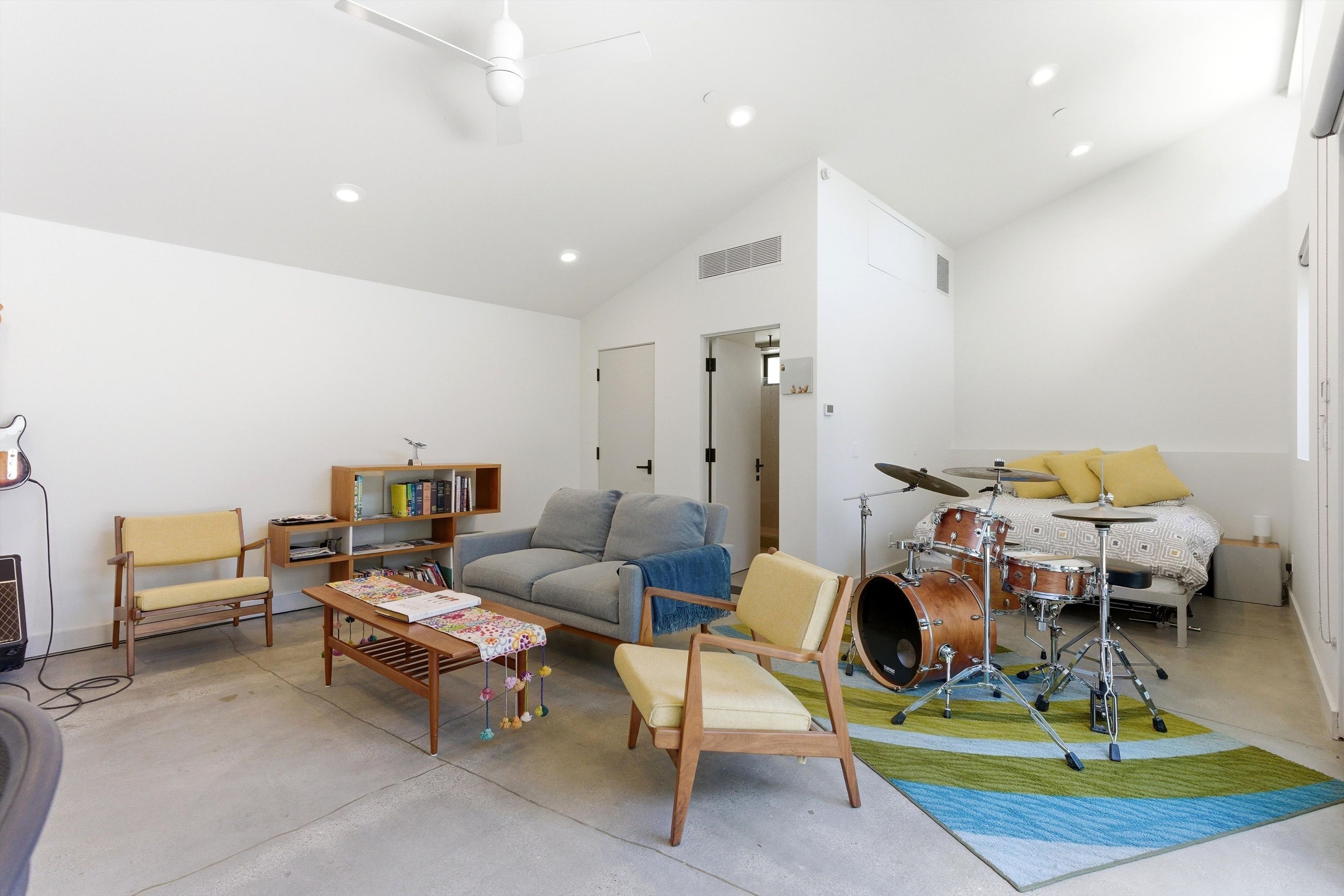  3860 Madison Rd - 物件實景