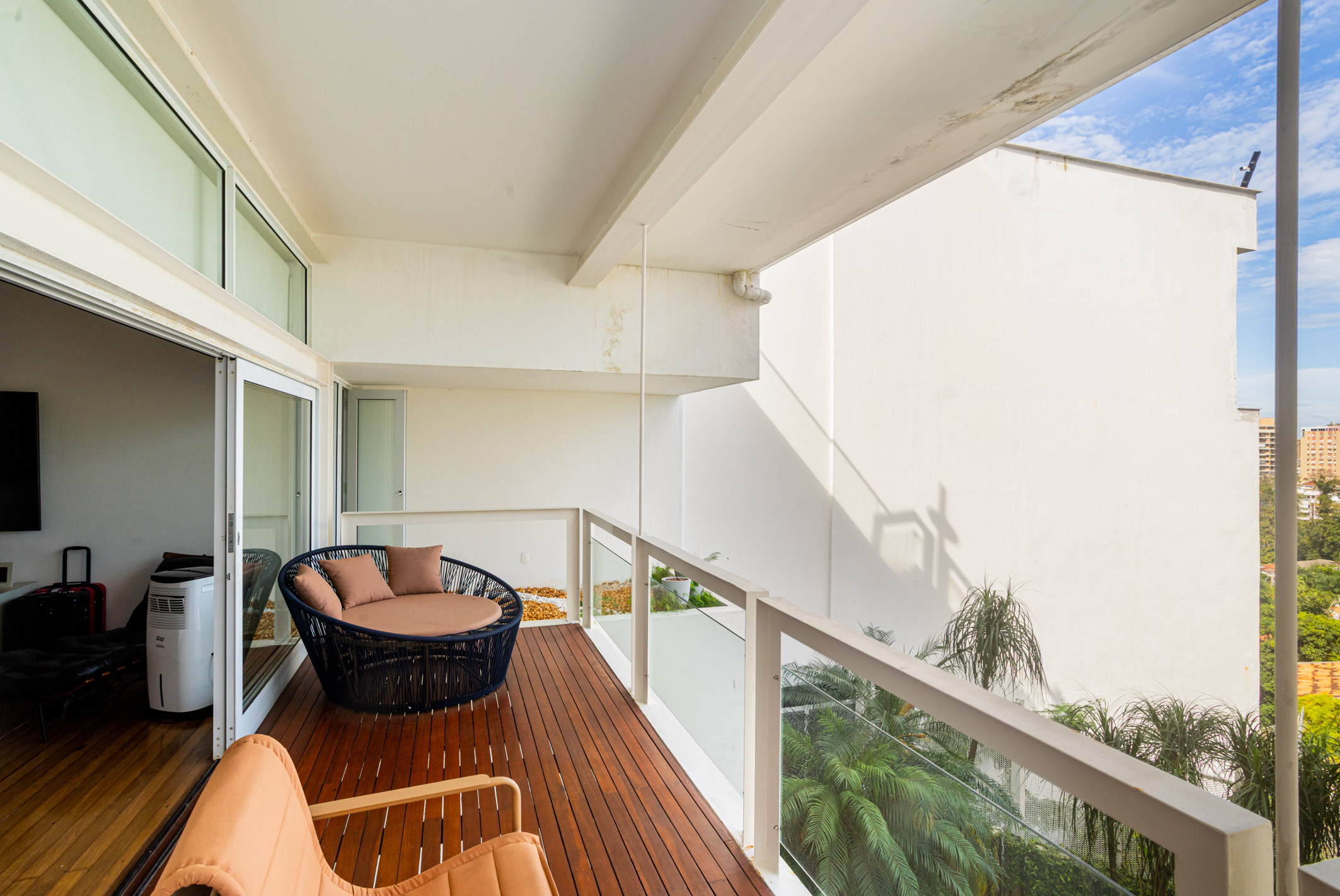  Modernist house with four suites and pool in Jardim Pernambuco - 物件實景