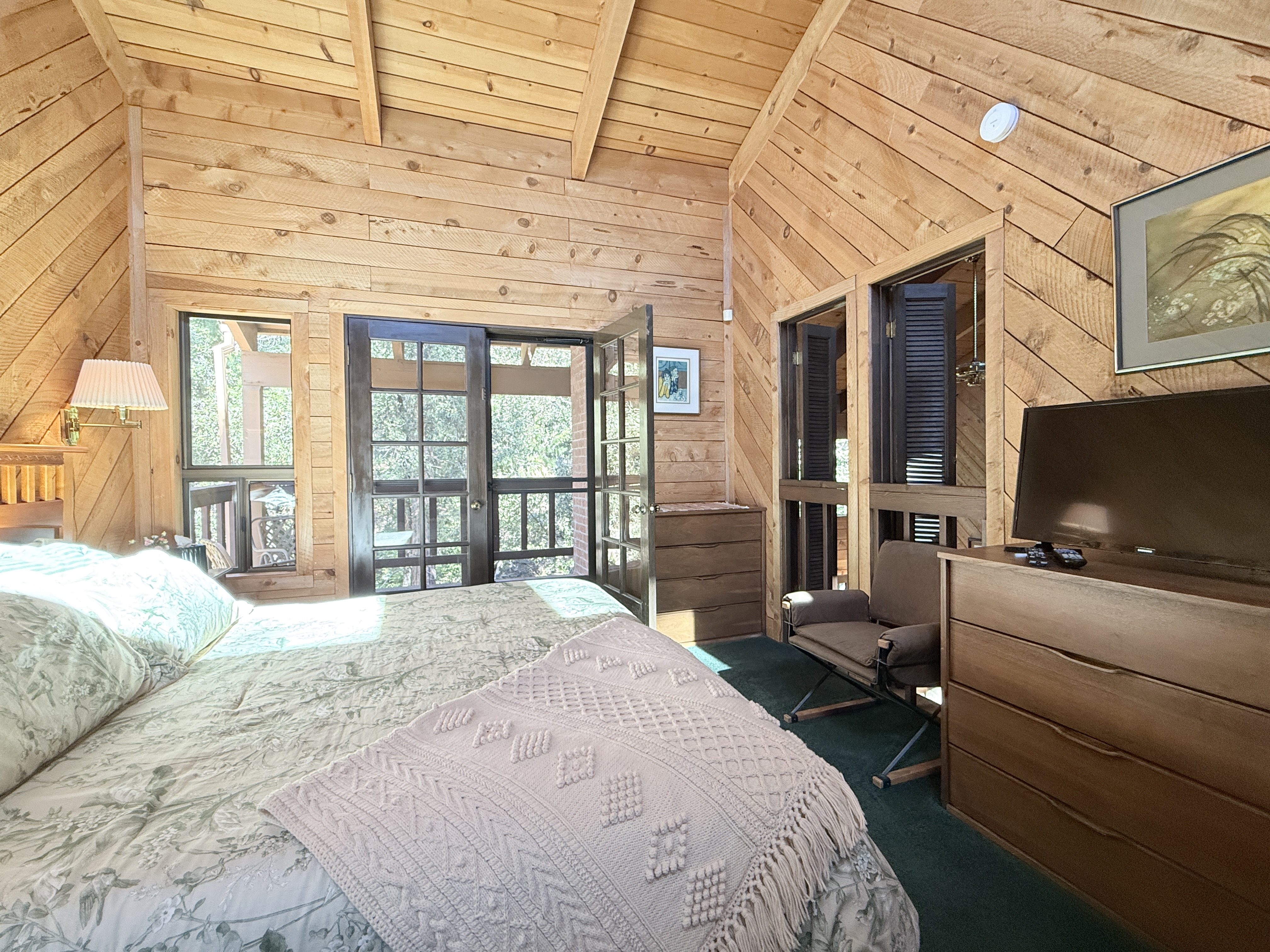 Mariposa, California, 95338, United States, 3 Bedrooms Bedrooms, ,3 BathroomsBathrooms,Residential,For Sale,1973787