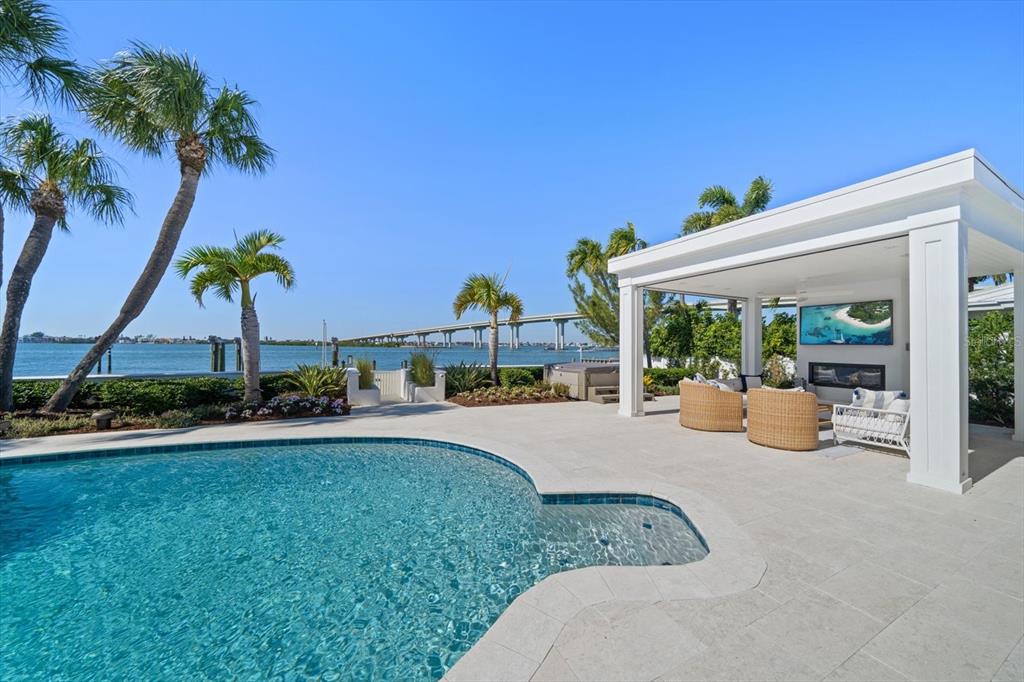 Largo, Florida, 33770, United States, 3 Bedrooms Bedrooms, ,4 BathroomsBathrooms,Residential,For Sale,1989168