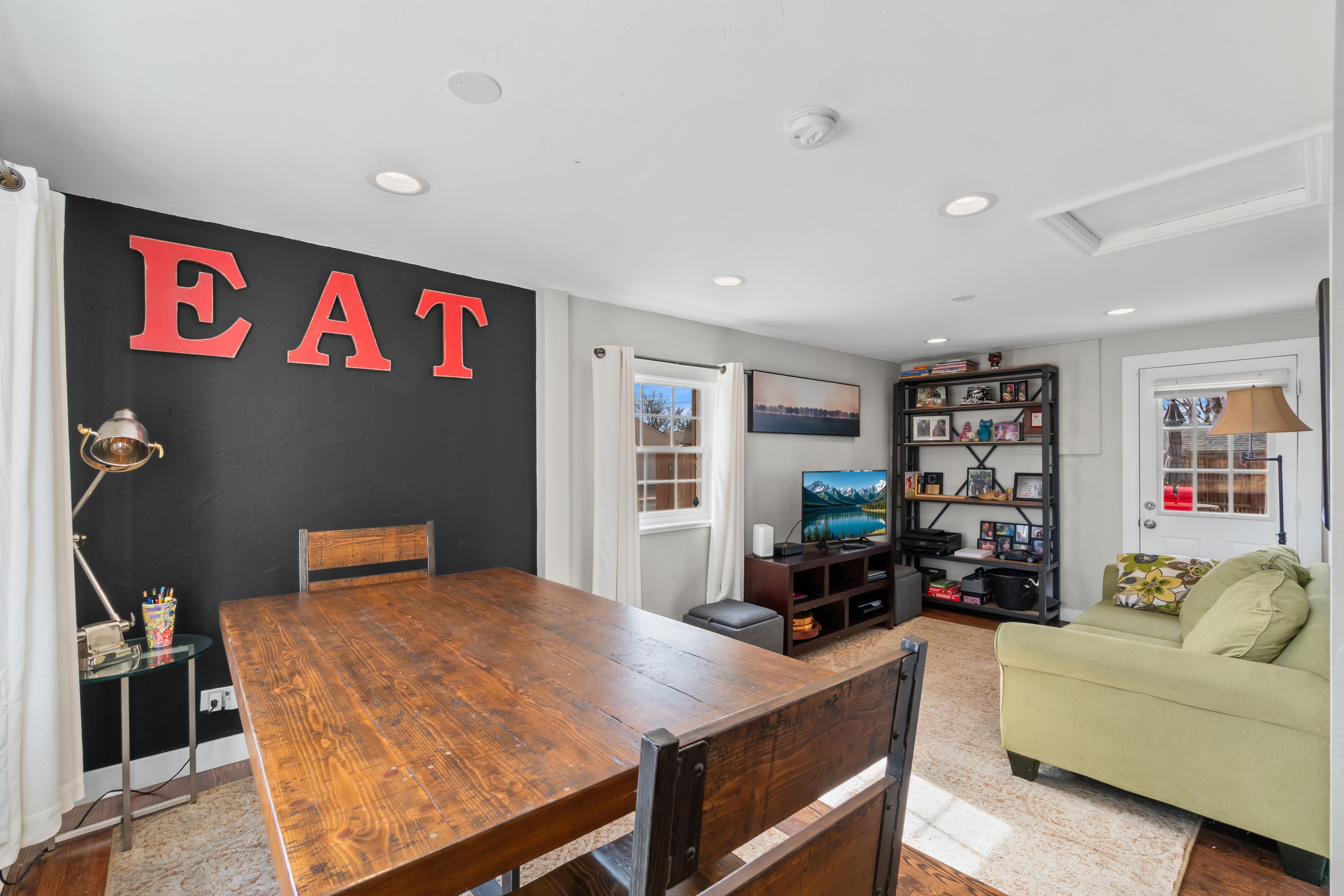  South Park Hill Remodeled 3 Bedroom, 2 Bath Brick Ranch on Corner Lot - 物件實景