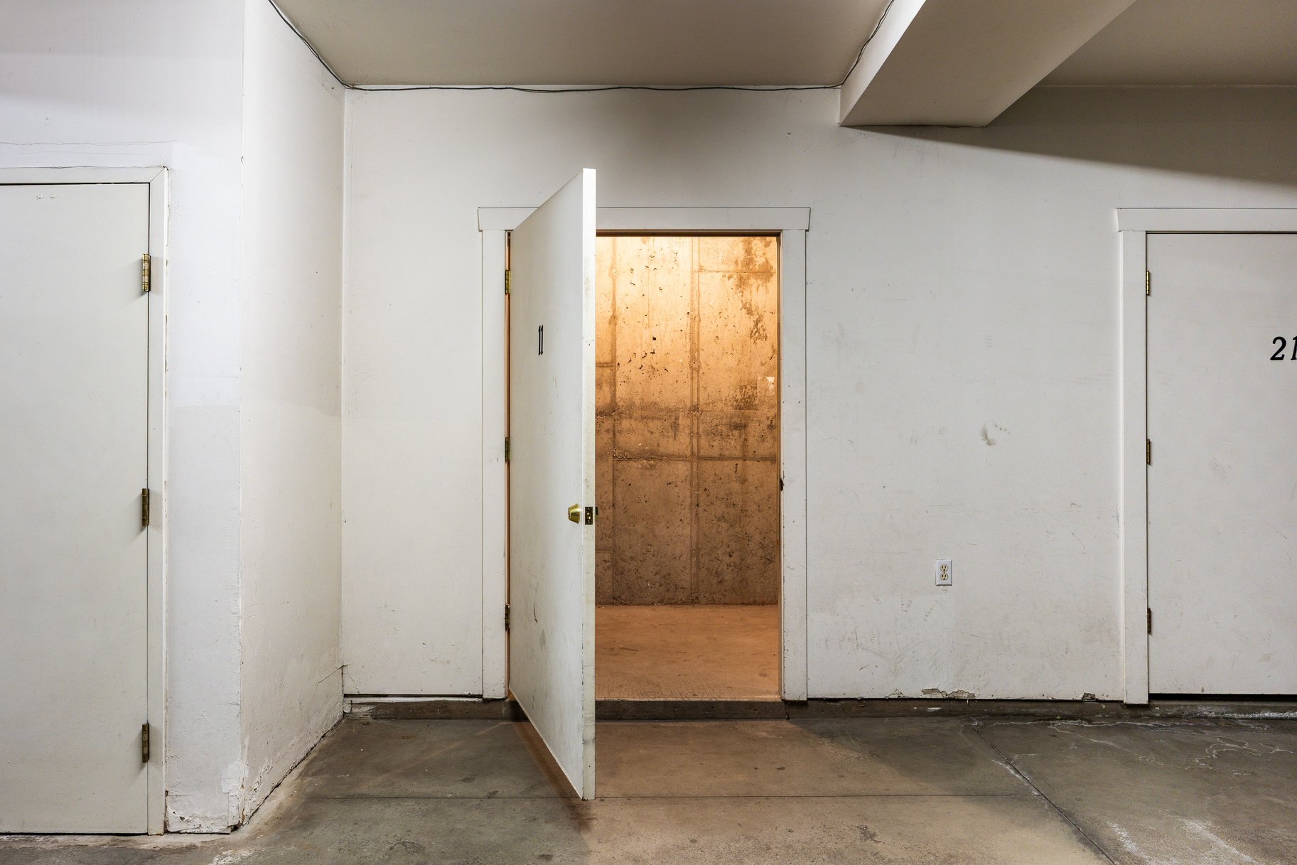  Light Filled Open Floor Plan with Seamless Access to Outdoor Space - 物件實景
