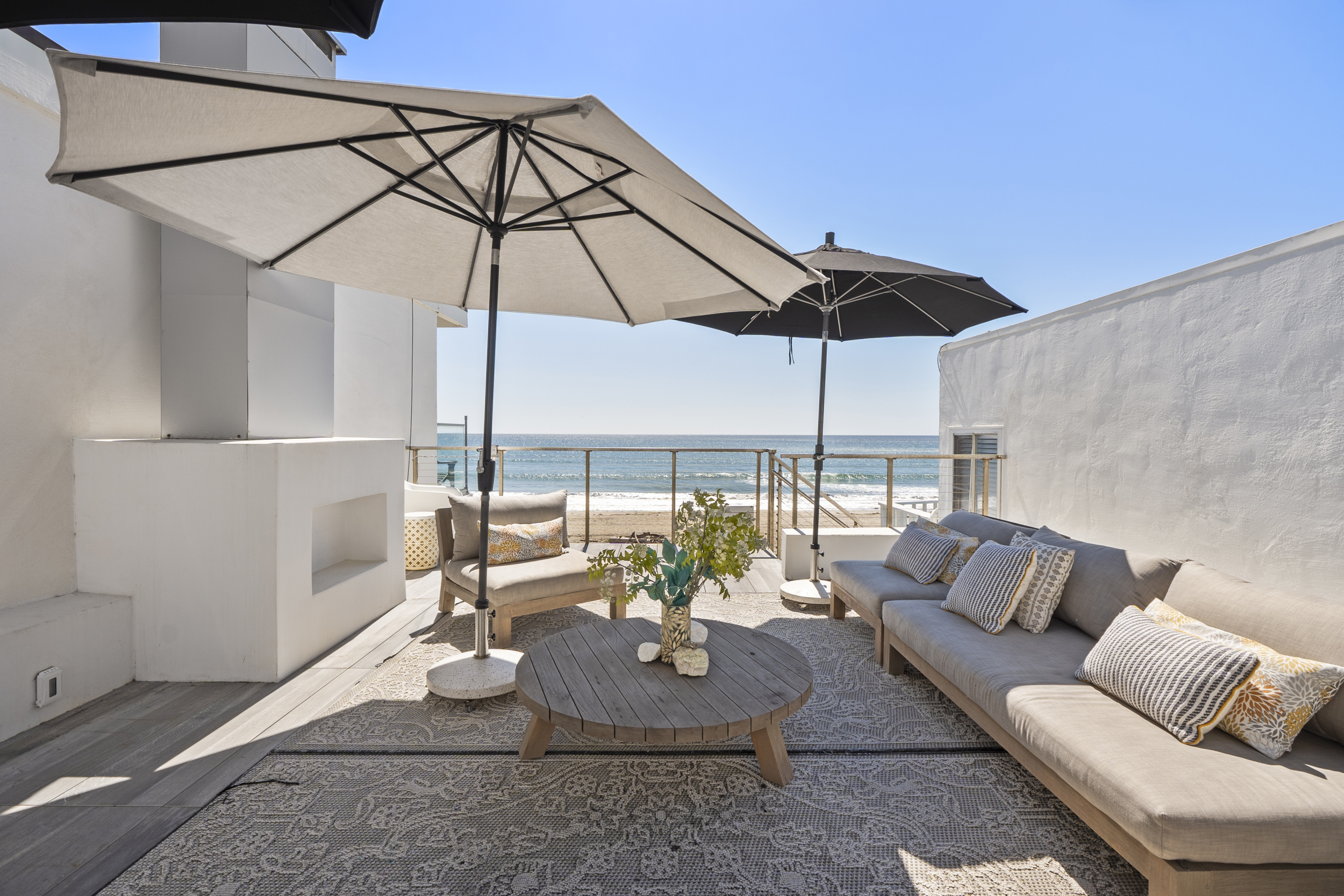  Beach Front Living In Aptos - 物件實景