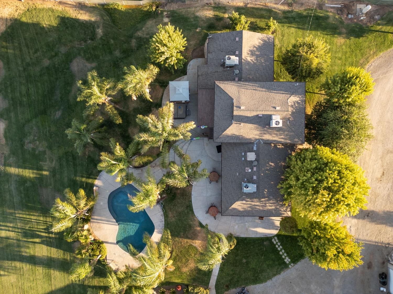 Clovis, California, 93619, United States, 4 Bedrooms Bedrooms, ,4 BathroomsBathrooms,Residential,For Sale,1924178