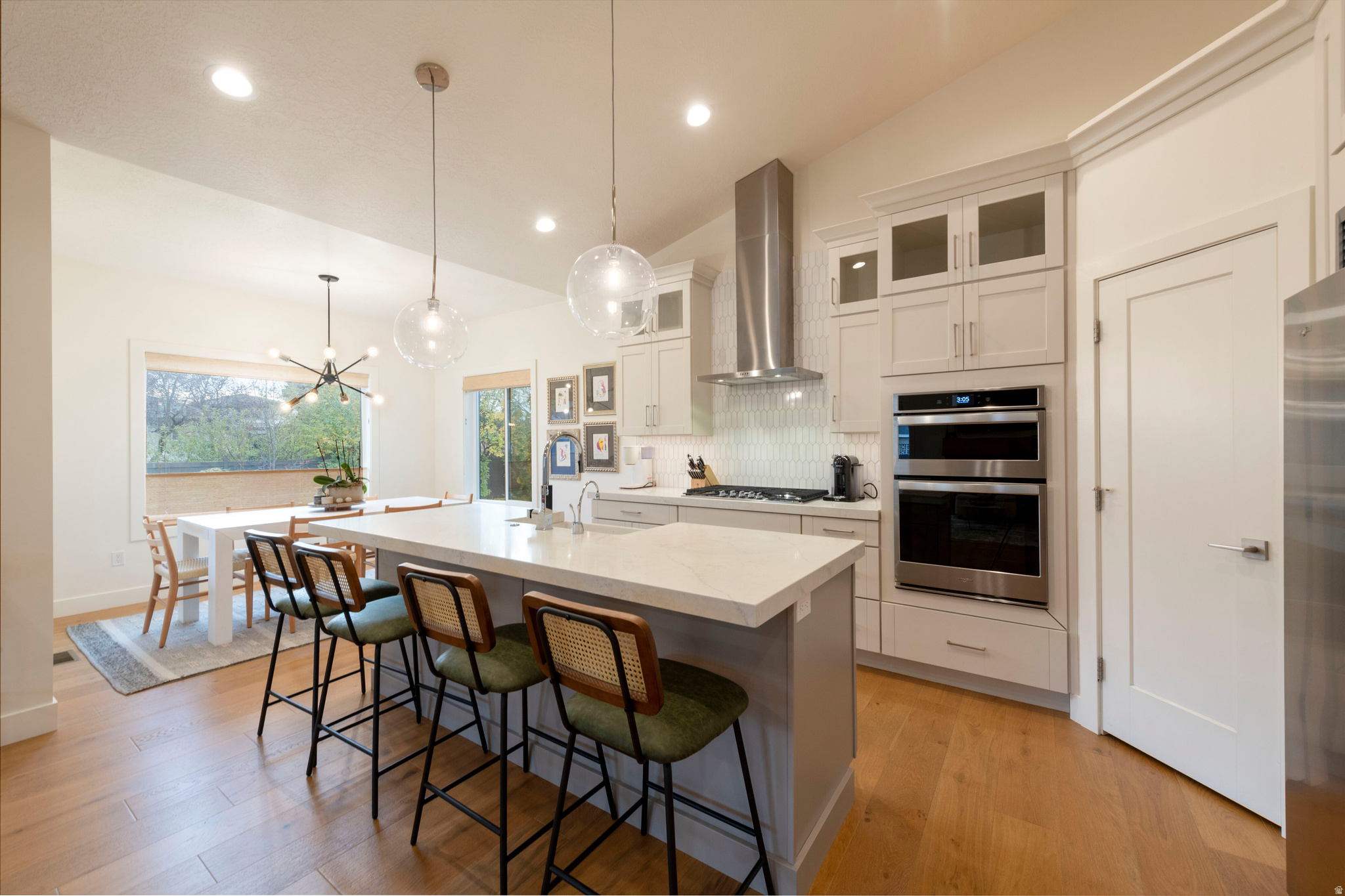 Holladay, Utah, 84117, United States, 4 Bedrooms Bedrooms, ,4 BathroomsBathrooms,Residential,For Sale,1991877