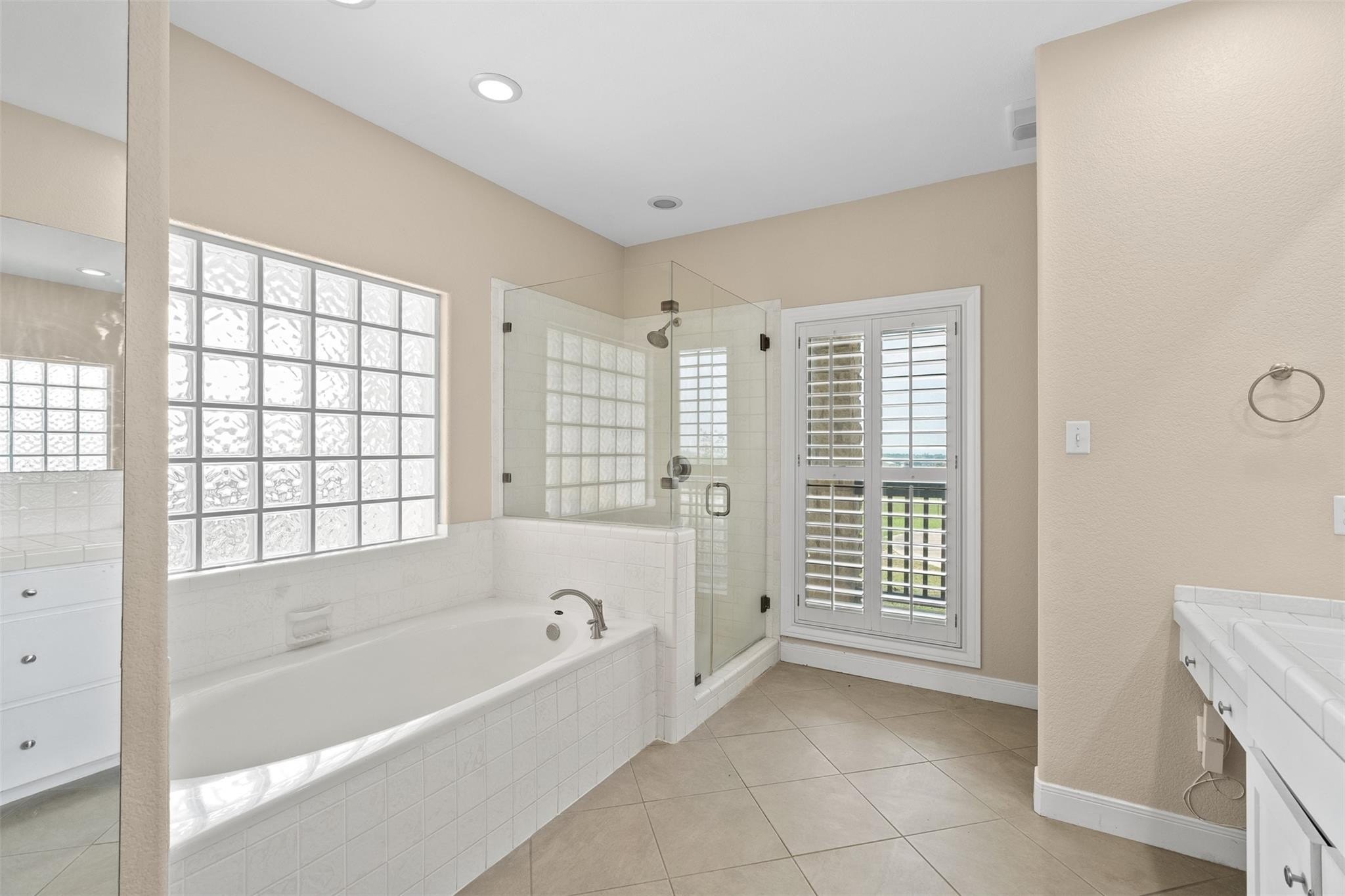 Georgetown, Texas, 78626, United States, 3 Bedrooms Bedrooms, ,3 BathroomsBathrooms,Residential,For Sale,1825192