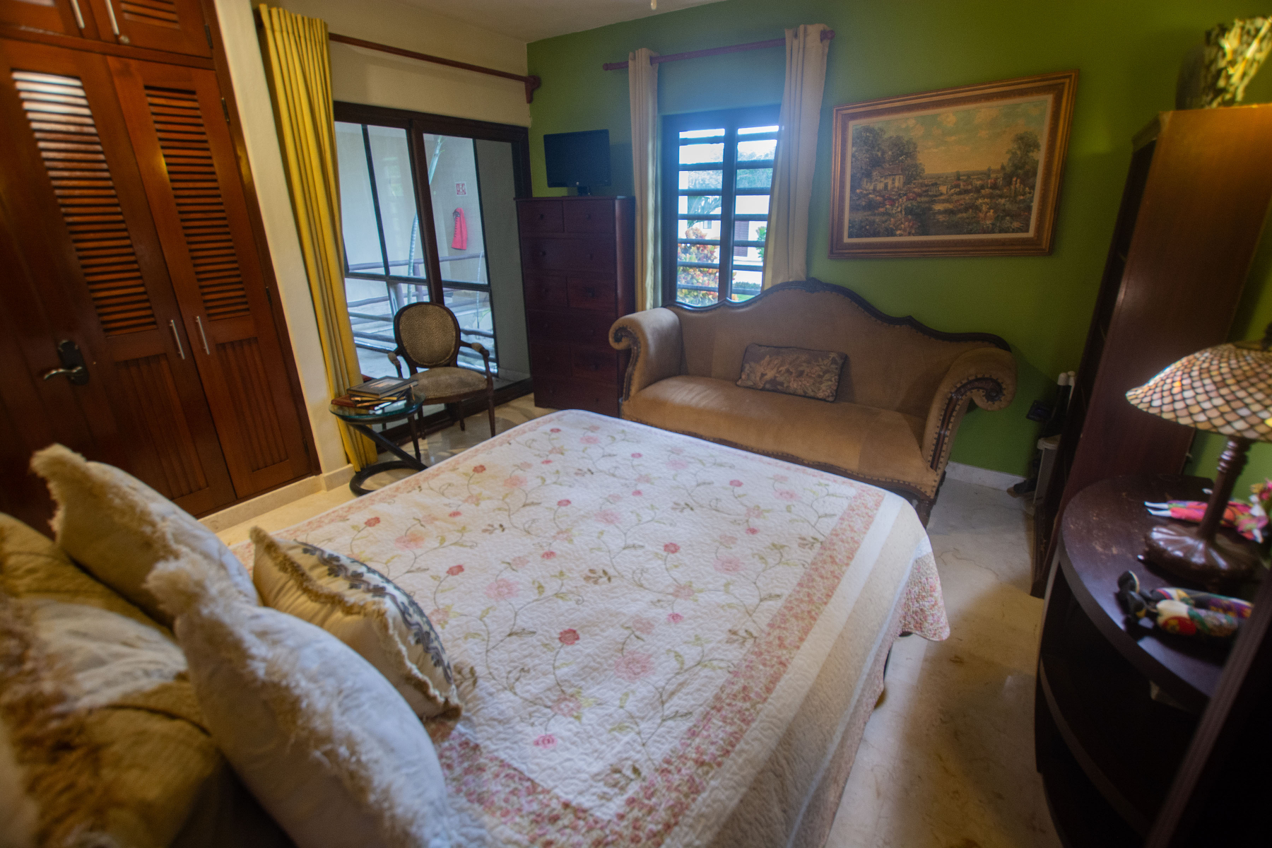  EXCLUSIVE OCEANFRONT RESIDENCE, 2 BED 2 AND BATH PANORAMIC VIEWS - 物件實景