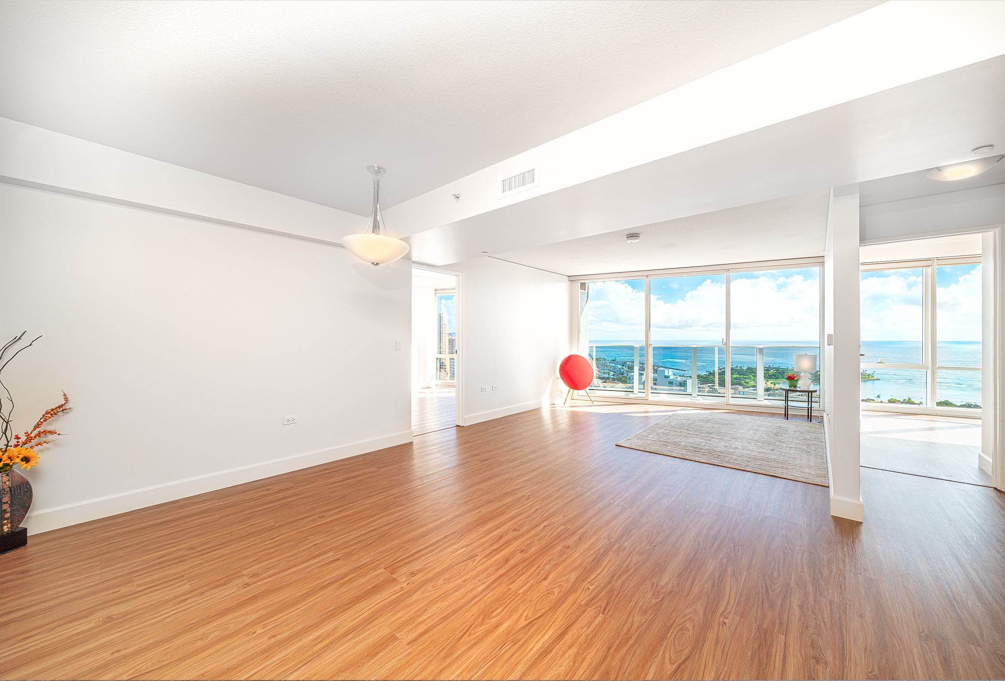 Honolulu, Hawaii, 96814, United States, 2 Bedrooms Bedrooms, ,2 BathroomsBathrooms,Residential,For Sale,1975277