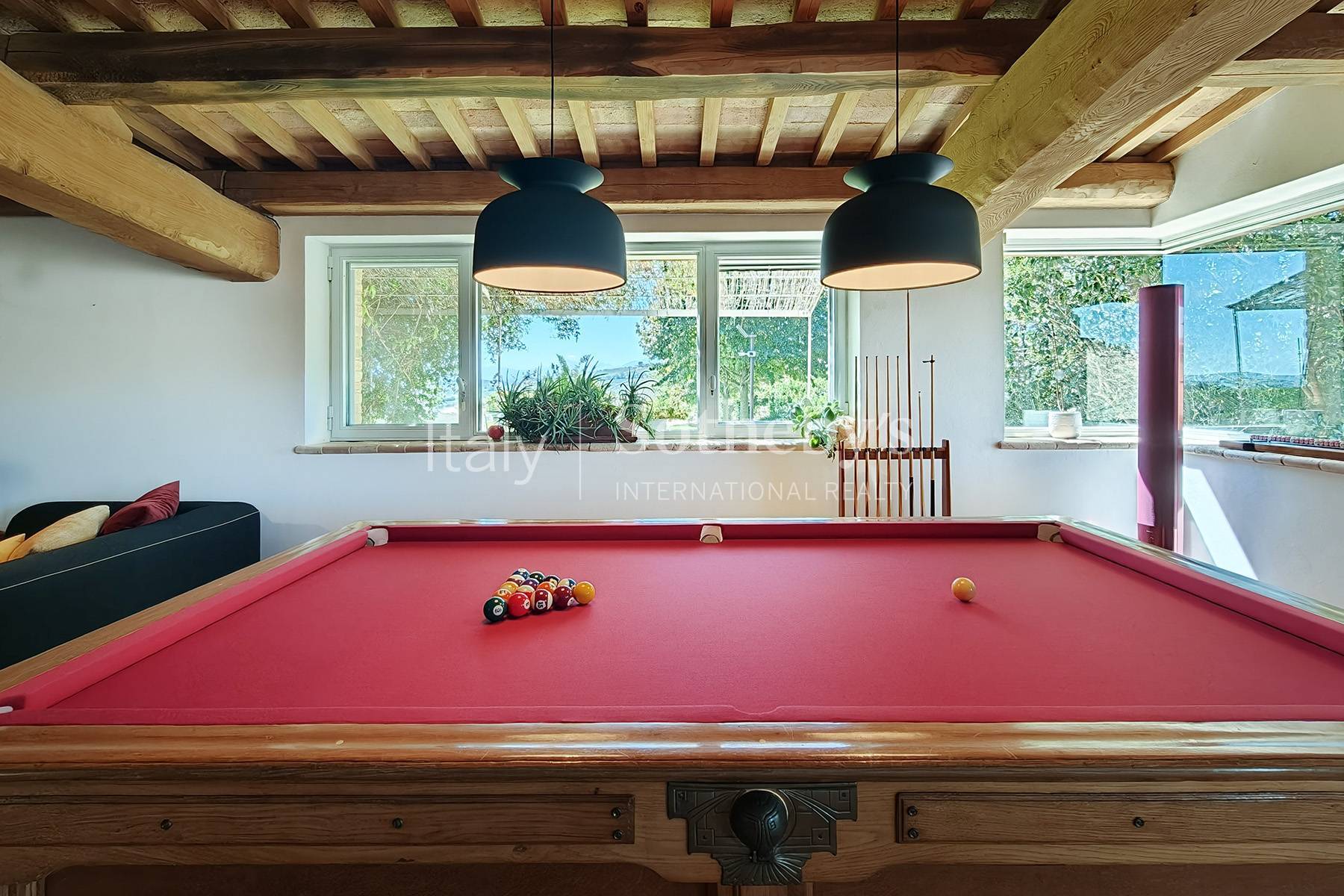  Country estate with vineyards and pool in Le Marche - 物件實景