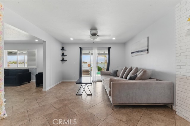 Desert Hot Springs, California, 92241, United States, 4 Bedrooms Bedrooms, ,3 BathroomsBathrooms,Residential,For Sale,1975941