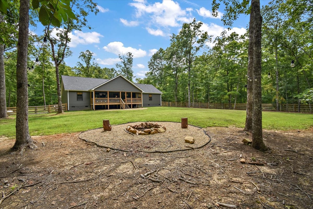 Monterey, Tennessee, 38574, United States, 3 Bedrooms Bedrooms, ,2 BathroomsBathrooms,Residential,For Sale,1907598