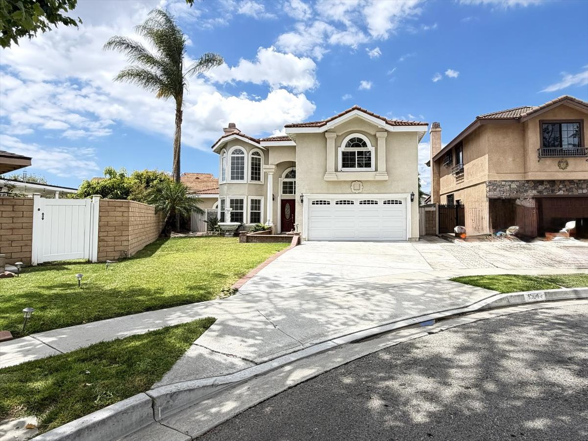 Cerritos, California, 90703, United States, 6 Bedrooms Bedrooms, ,5 BathroomsBathrooms,Residential,For Sale,2048783