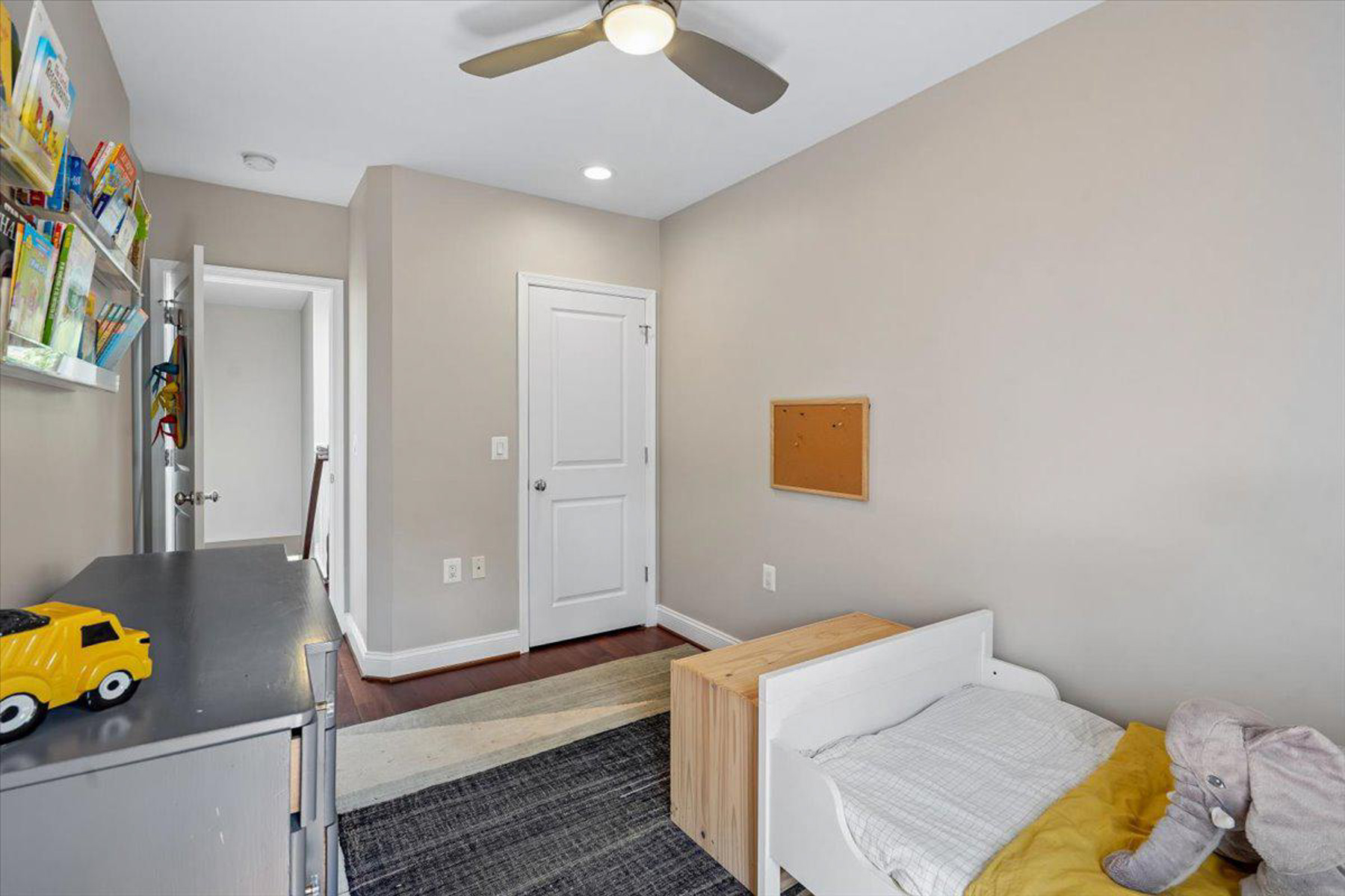  1203 Staples Street NE, Washington, DC, 20002 - 物件實景