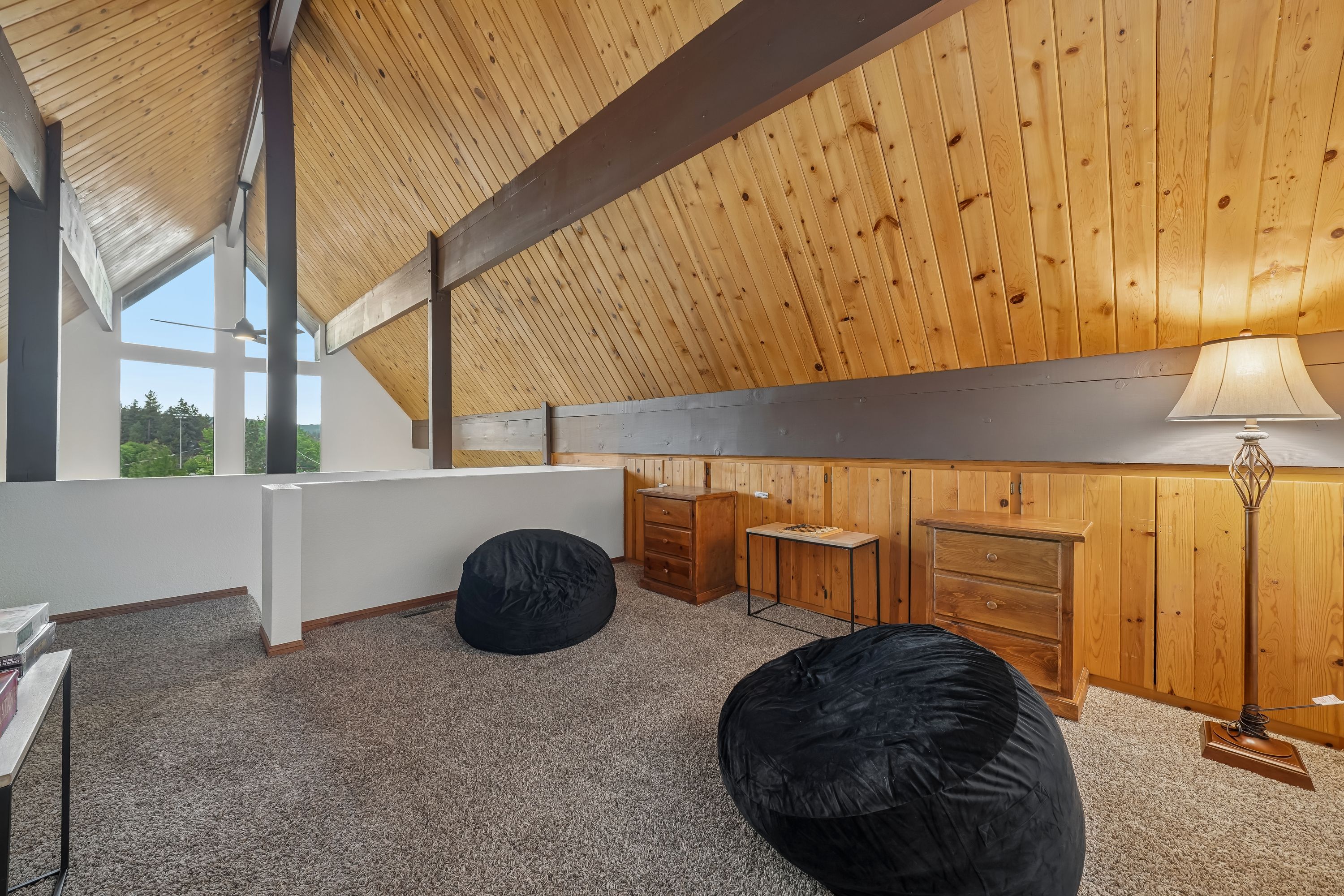  265 Eagle Drive, Big Bear Lake, CA 92315 - 物件實景