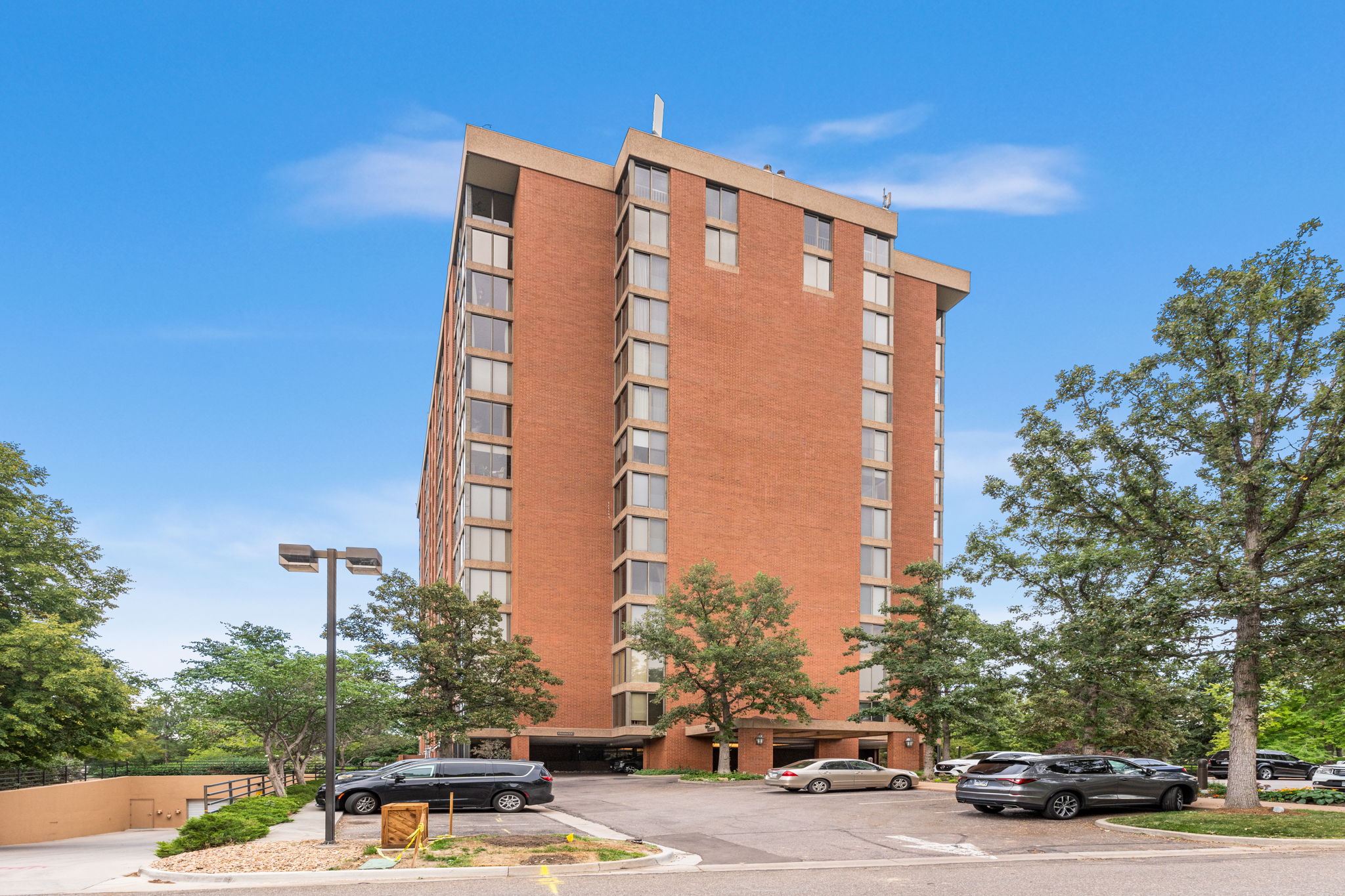 Girard Pl, Englewood, CO 80113