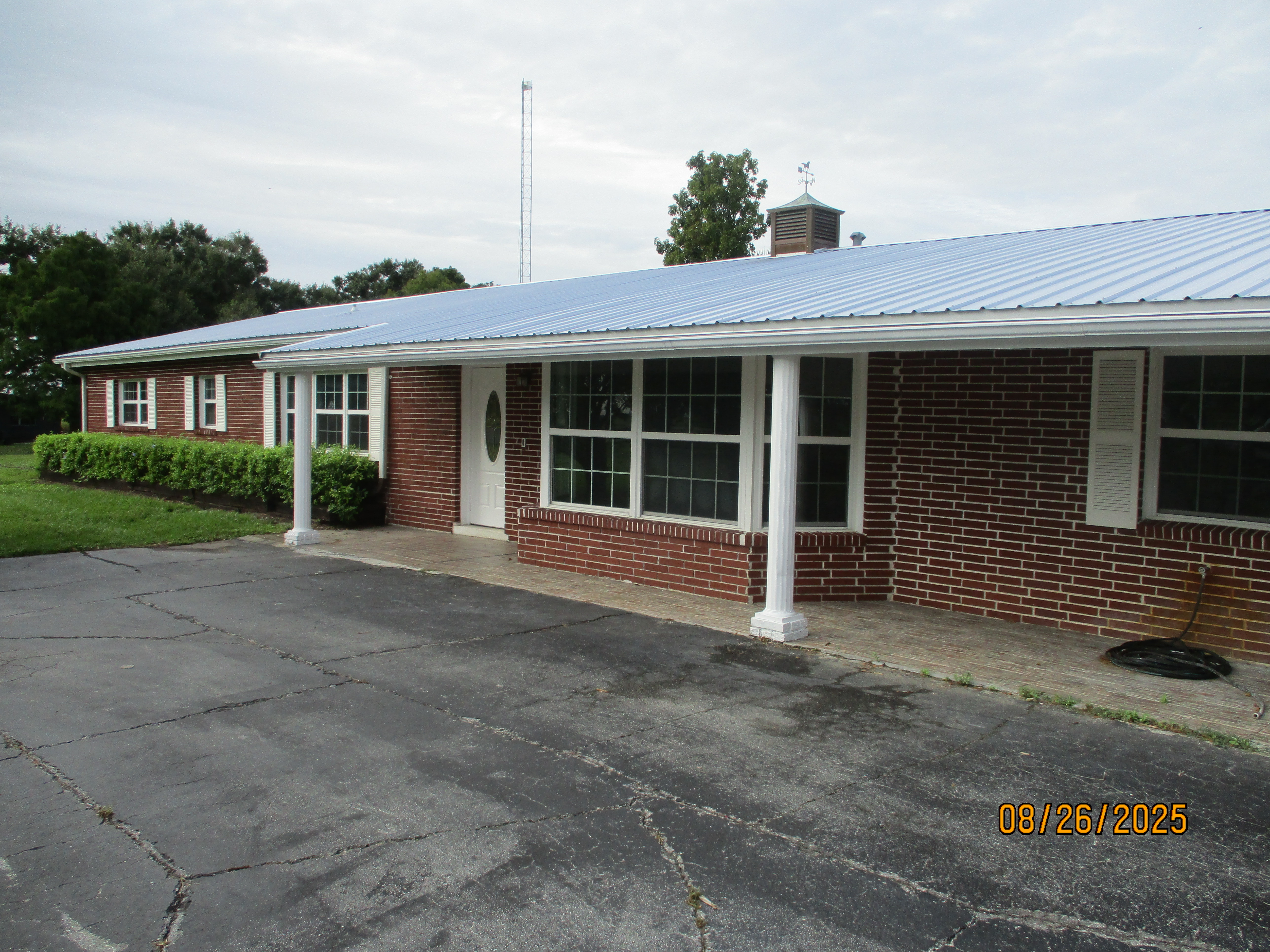 Okeechobee, Florida, 34972, United States, 4 Bedrooms Bedrooms, ,4 BathroomsBathrooms,Residential,For Sale,1974406