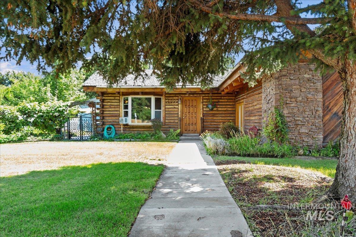 Boise, Idaho, 83706, United States, 3 Bedrooms Bedrooms, ,Residential,For Sale,2002231