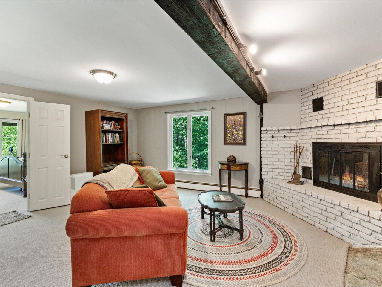 Waterbury, Vermont, 05676, United States, 2 Bedrooms Bedrooms, ,2 BathroomsBathrooms,Residential,For Sale,1938953