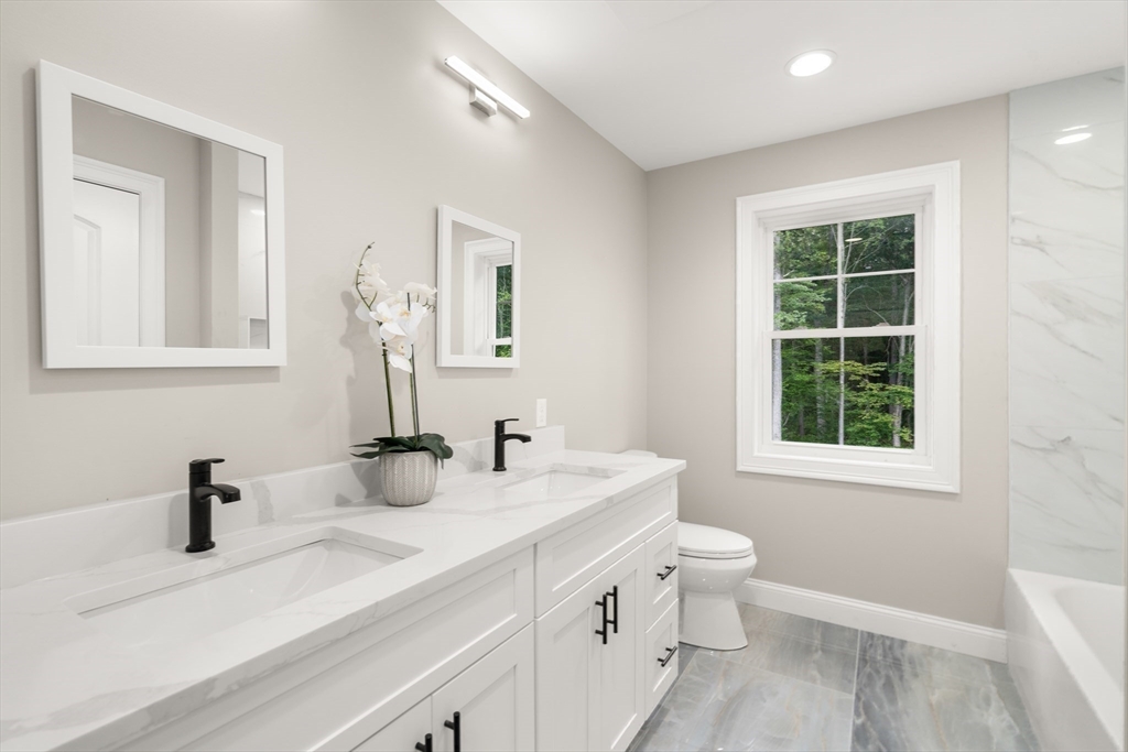 East Longmeadow, Massachusetts, 01028, United States, 4 Bedrooms Bedrooms, ,3 BathroomsBathrooms,Residential,For Sale,1916810