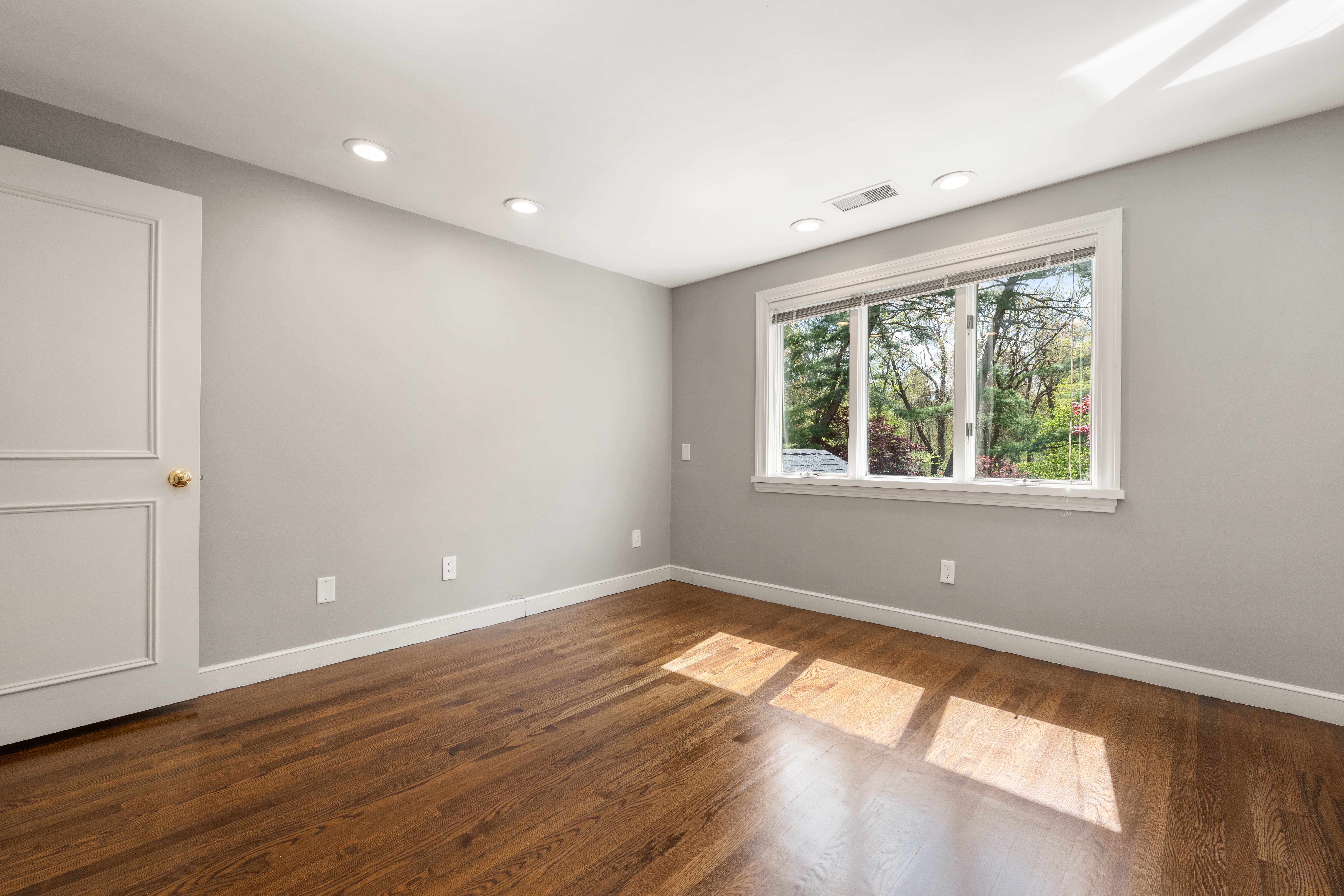  64 Country, Weston, MA, 02493 - 物件實景