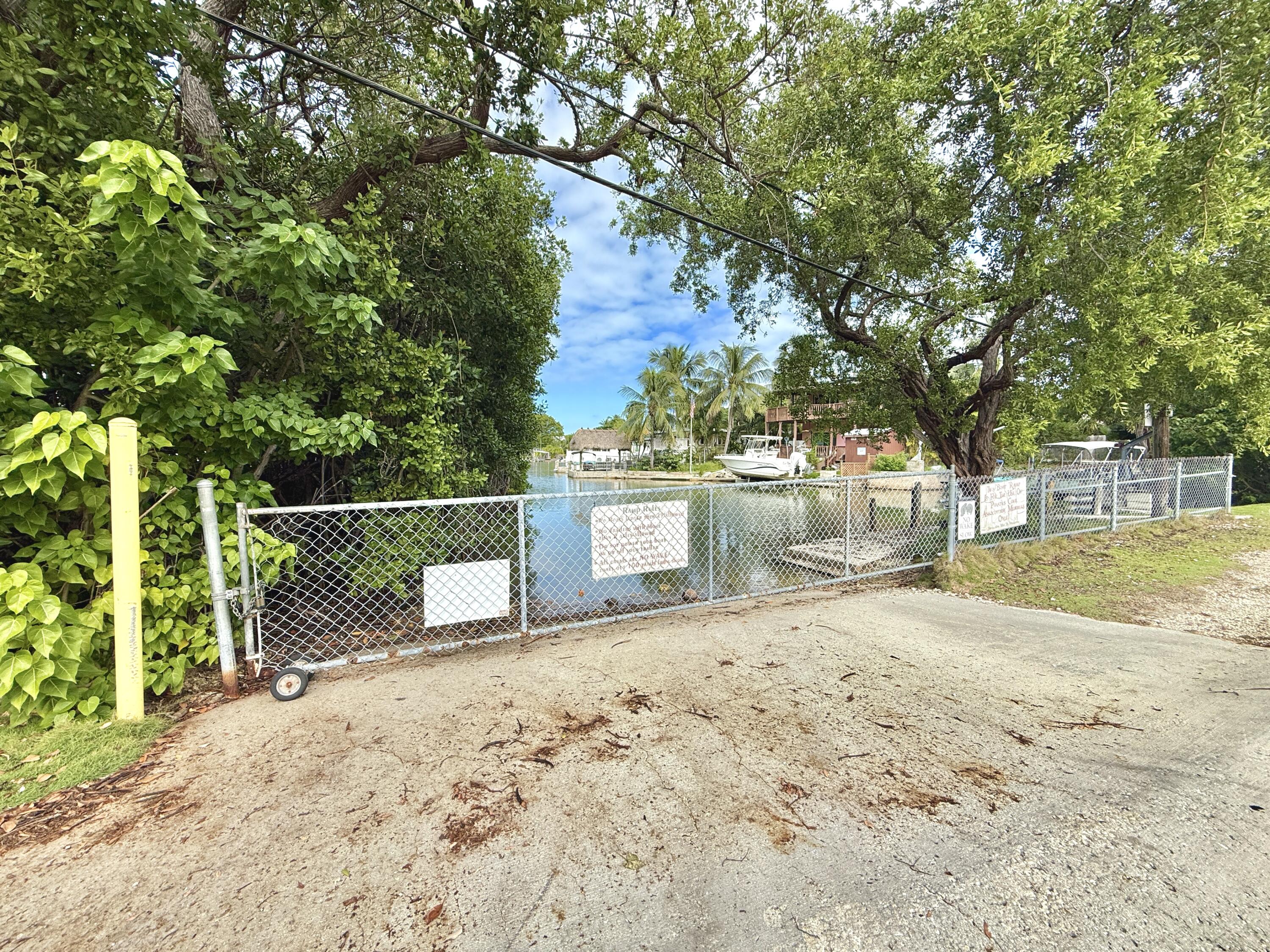 KEY LARGO, Florida, 33037, United States, 1 Bedroom Bedrooms, ,1 BathroomBathrooms,Residential,For Sale,1827867