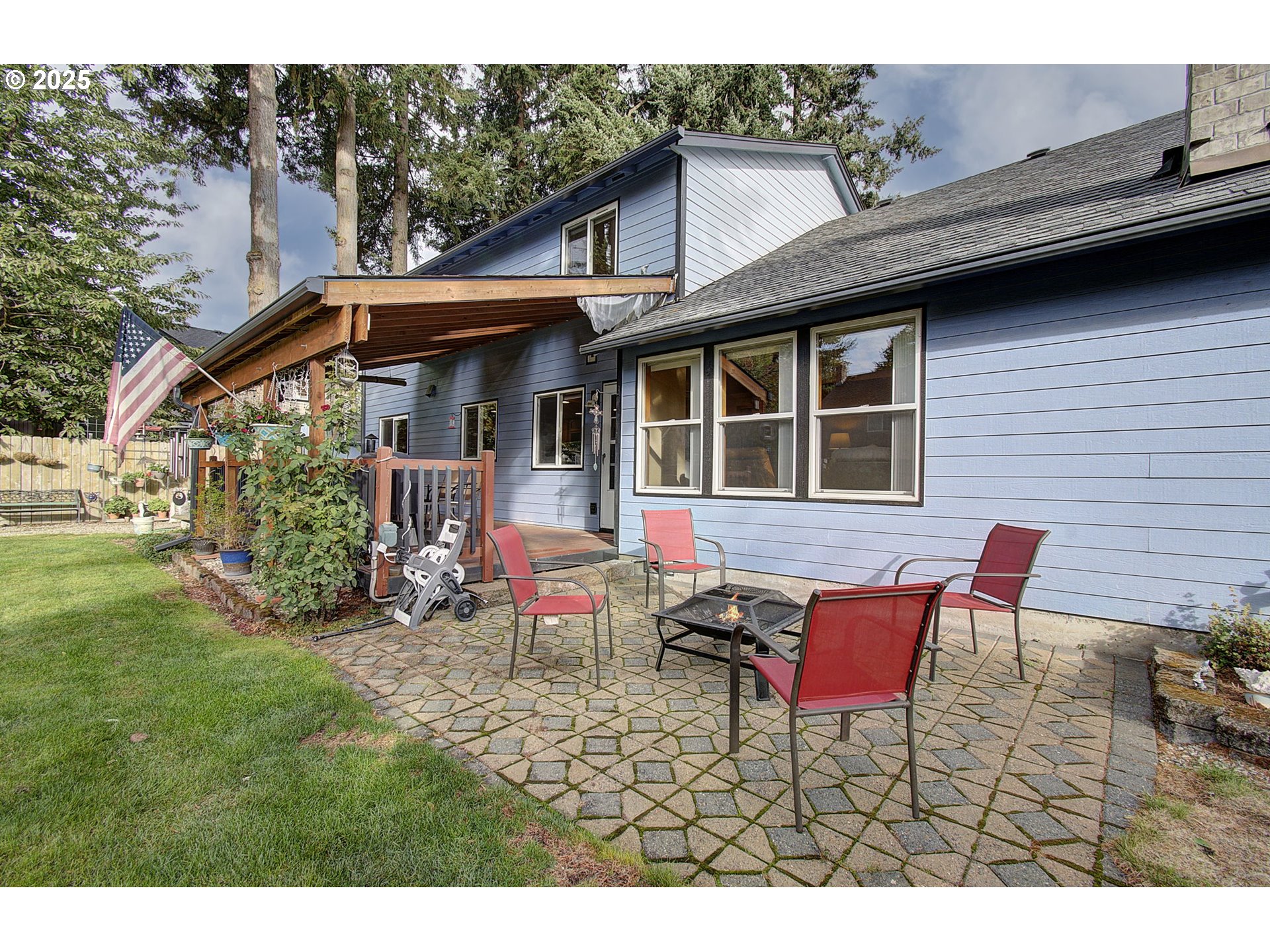 Vancouver, Washington, 98682, United States, 5 Bedrooms Bedrooms, ,2 BathroomsBathrooms,Residential,For Sale,1960413