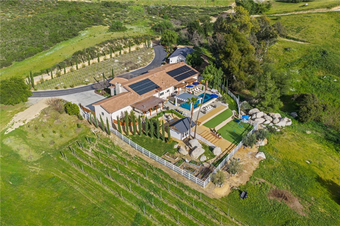 Temecula, California, 92592, United States, 5 Bedrooms Bedrooms, ,4 BathroomsBathrooms,Residential,For Sale,2021827