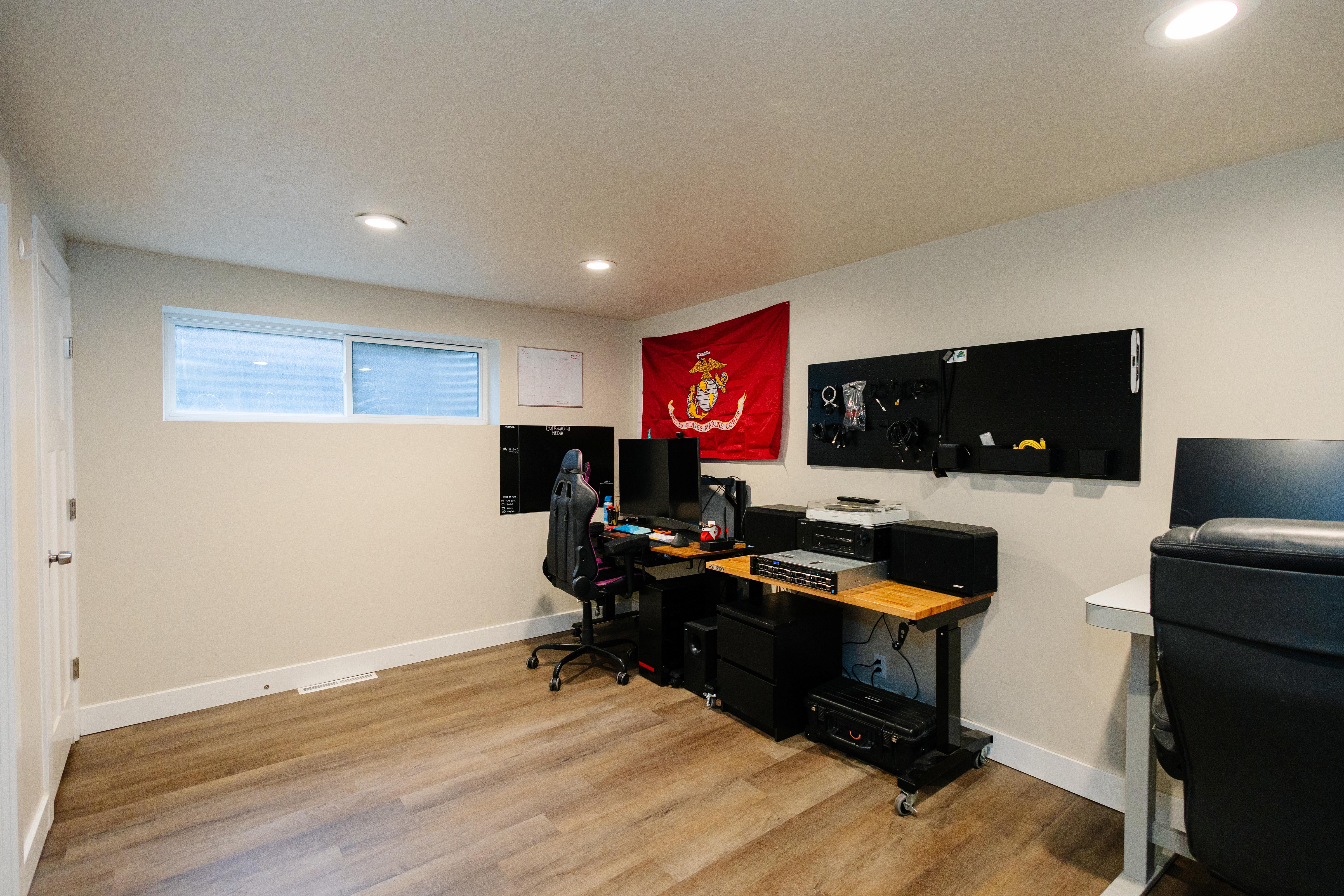 South, Utah, 84403, United States, 4 Bedrooms Bedrooms, ,1 BathroomBathrooms,Residential,For Sale,2007781