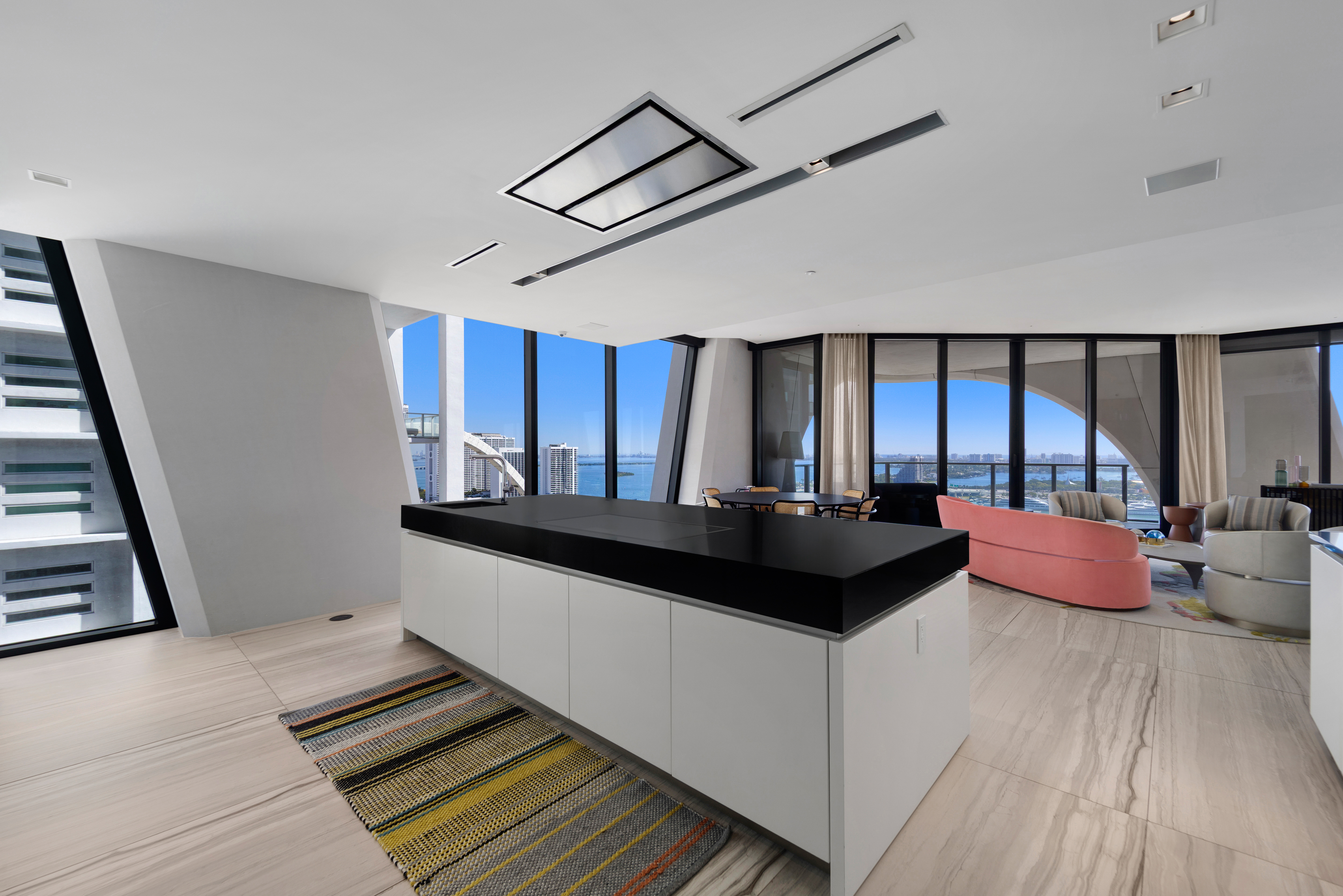  1000 Biscayne Blvd, Miami, FL, 33132 - 物件實景