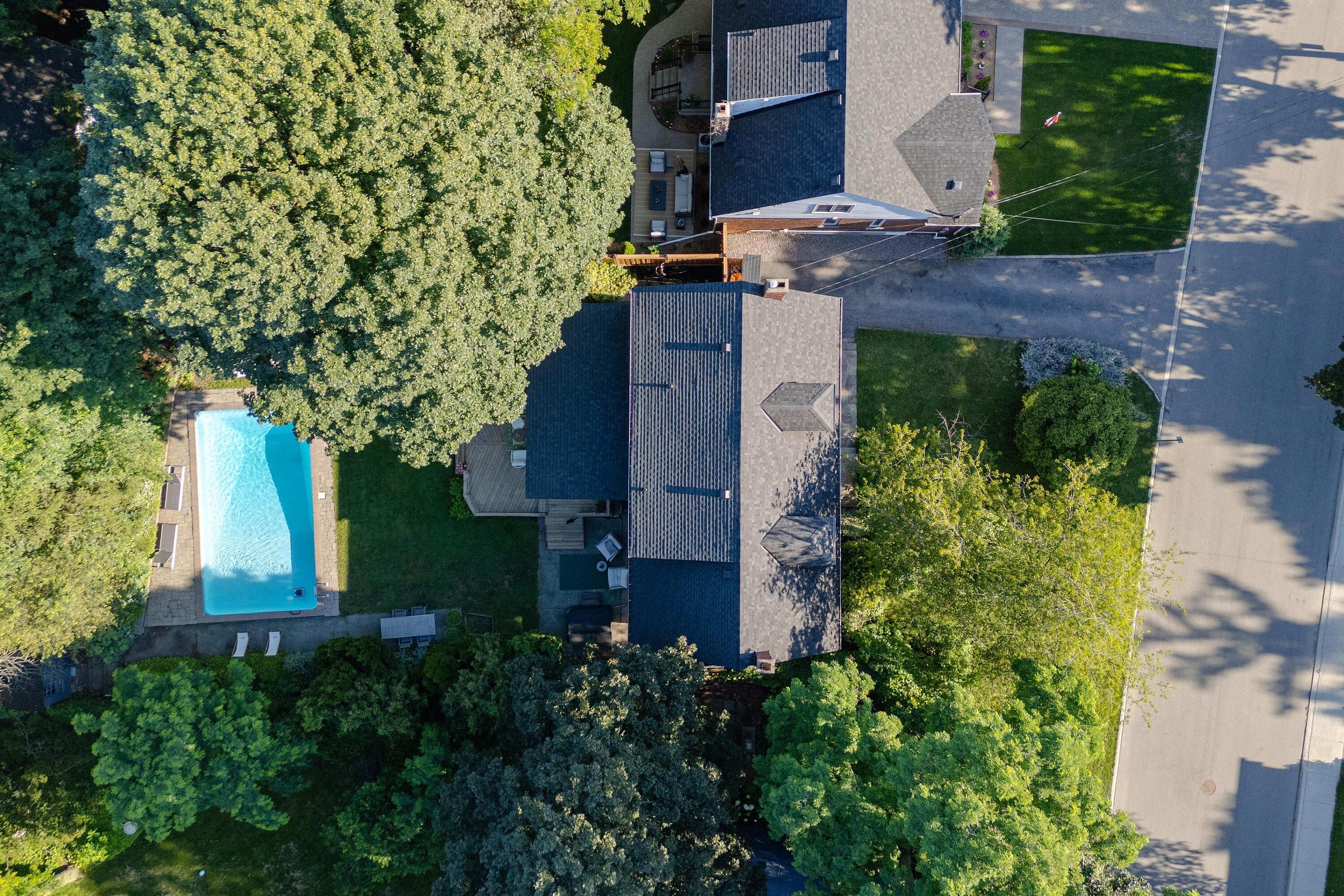  Private Backyard Oasis - 物件實景