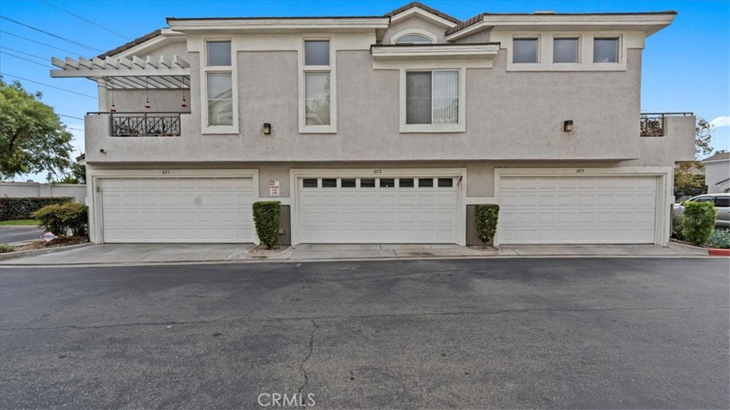 Fontana, California, 92336, United States, 3 Bedrooms Bedrooms, ,3 BathroomsBathrooms,Residential,For Sale,1992577