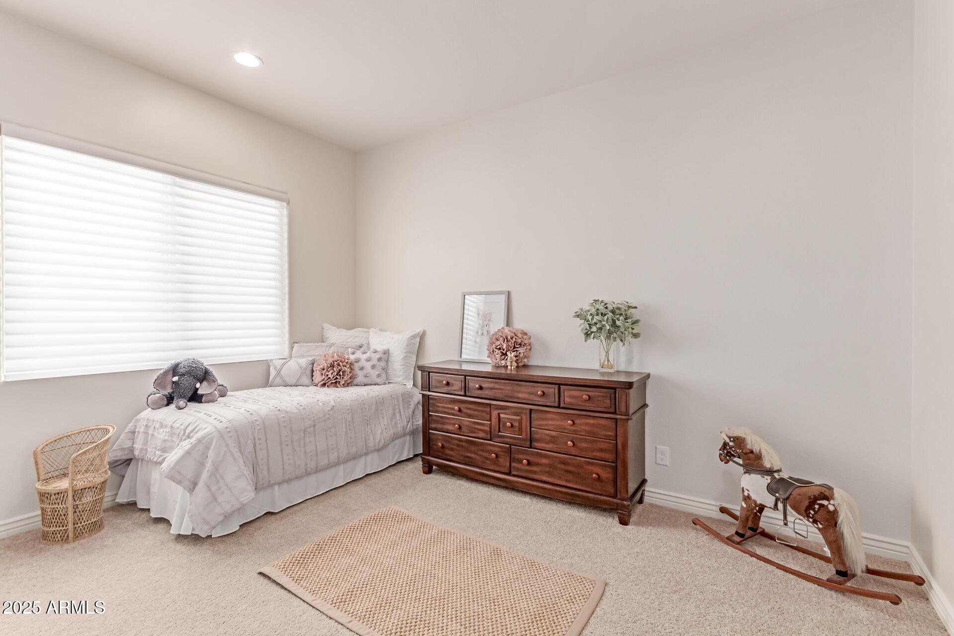 Phoenix, Arizona, 85050, United States, 5 Bedrooms Bedrooms, ,4 BathroomsBathrooms,Residential,For Sale,1980478