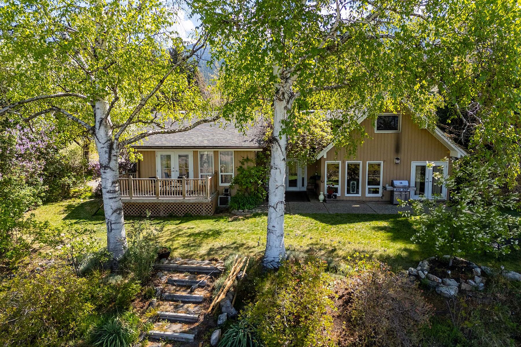  2.63 Acres in Oyama - 物件實景