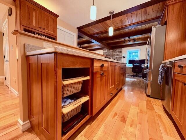 Sanford, Maine, 04083, United States, 3 Bedrooms Bedrooms, ,2 BathroomsBathrooms,Residential,For Sale,1940067