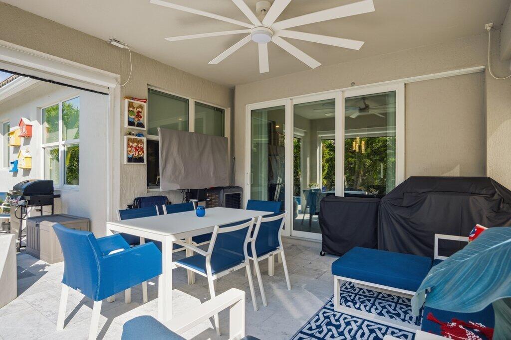 Hollywood, Florida, 33021, United States, 5 Bedrooms Bedrooms, ,3 BathroomsBathrooms,Residential,For Sale,1990187