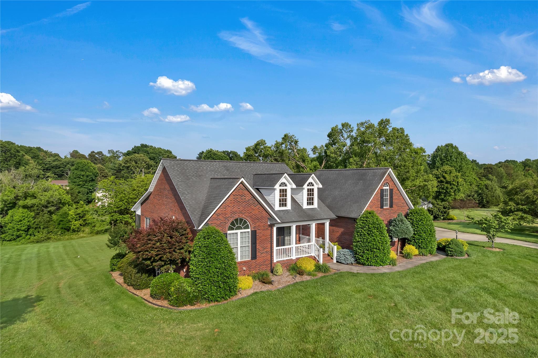 Cherryville, North Carolina, 28021, United States, 3 Bedrooms Bedrooms, ,3 BathroomsBathrooms,Residential,For Sale,1885225