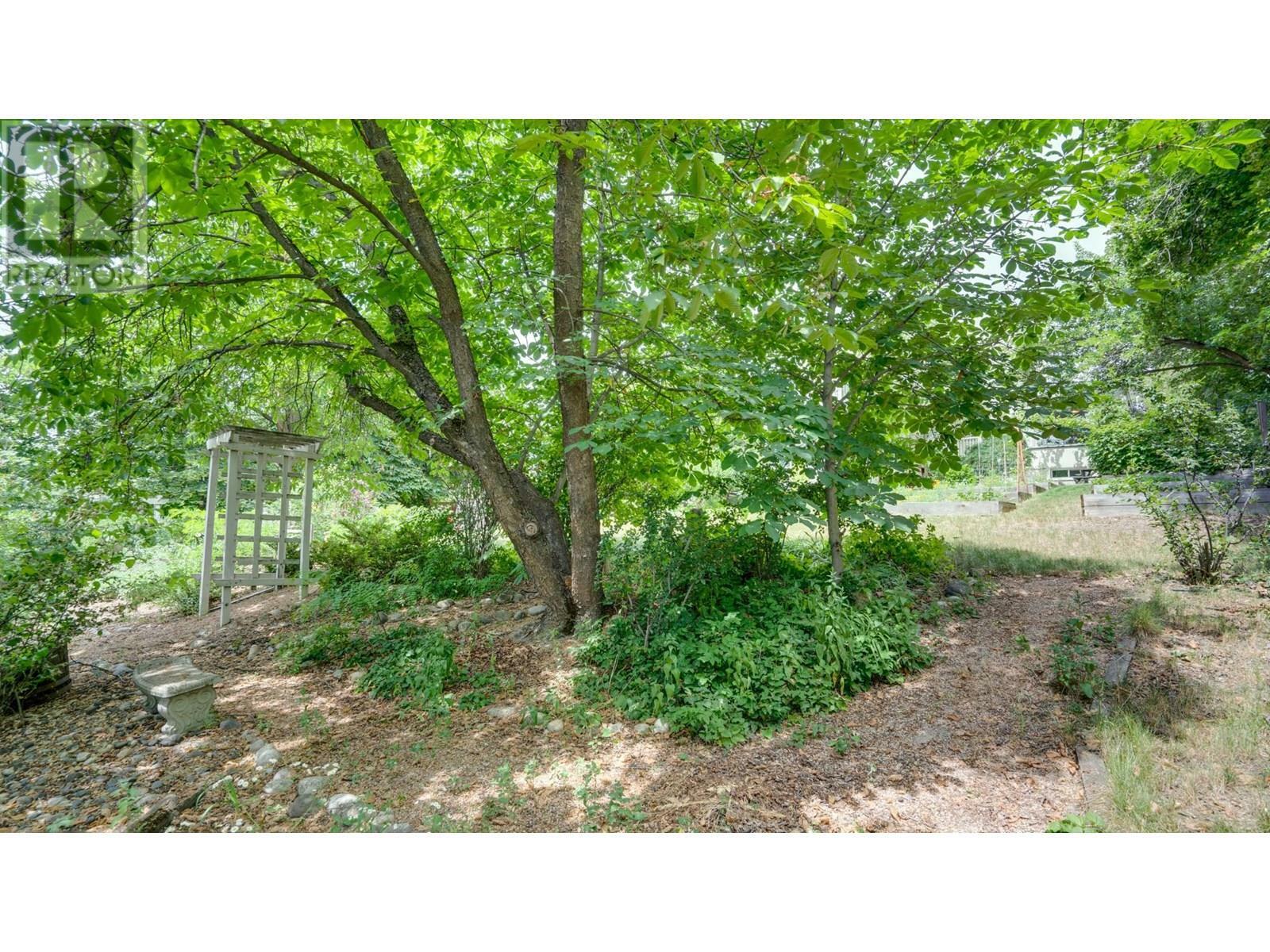 VERNON, British Columbia, V1T 1J7, CA, 5 Bedrooms Bedrooms, ,2 BathroomsBathrooms,Residential,For Sale,1865699