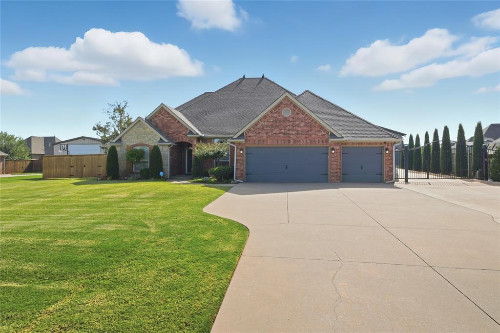Mustang, Oklahoma, 73064, United States, 4 Bedrooms Bedrooms, ,4 BathroomsBathrooms,Residential,For Sale,1966333