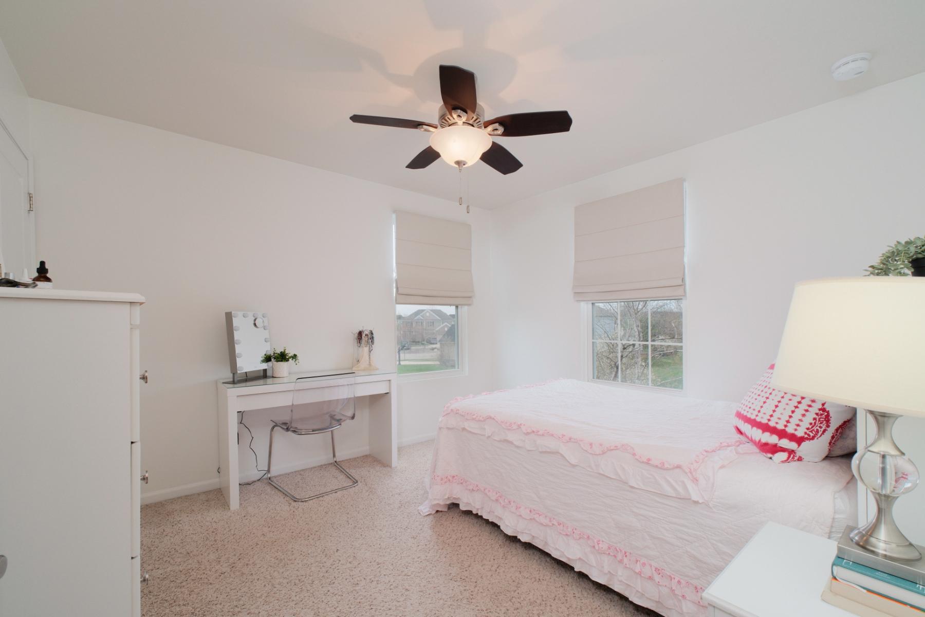  Lyon Township - 物件實景