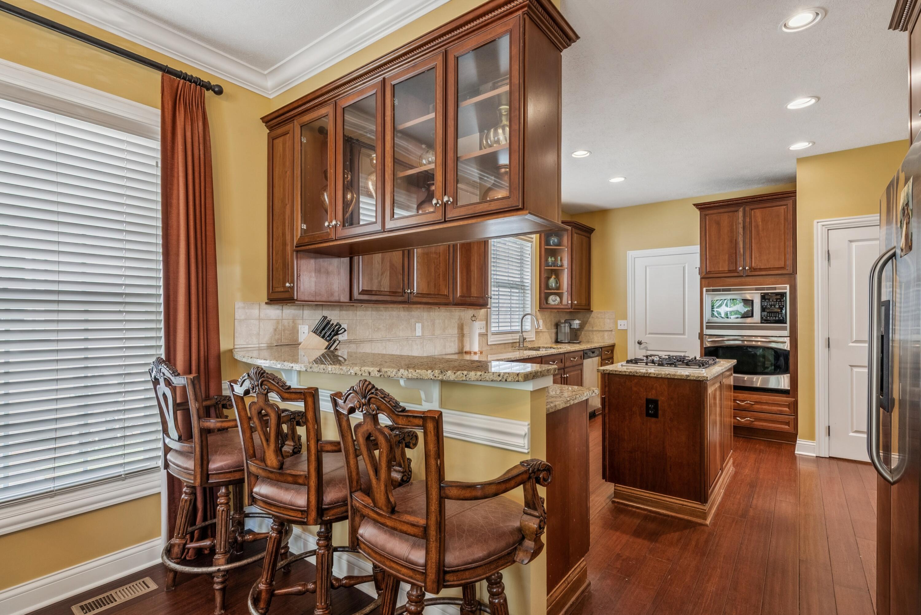 New Albany, Ohio, 43054, United States, 4 Bedrooms Bedrooms, ,5 BathroomsBathrooms,Residential,For Sale,1913750