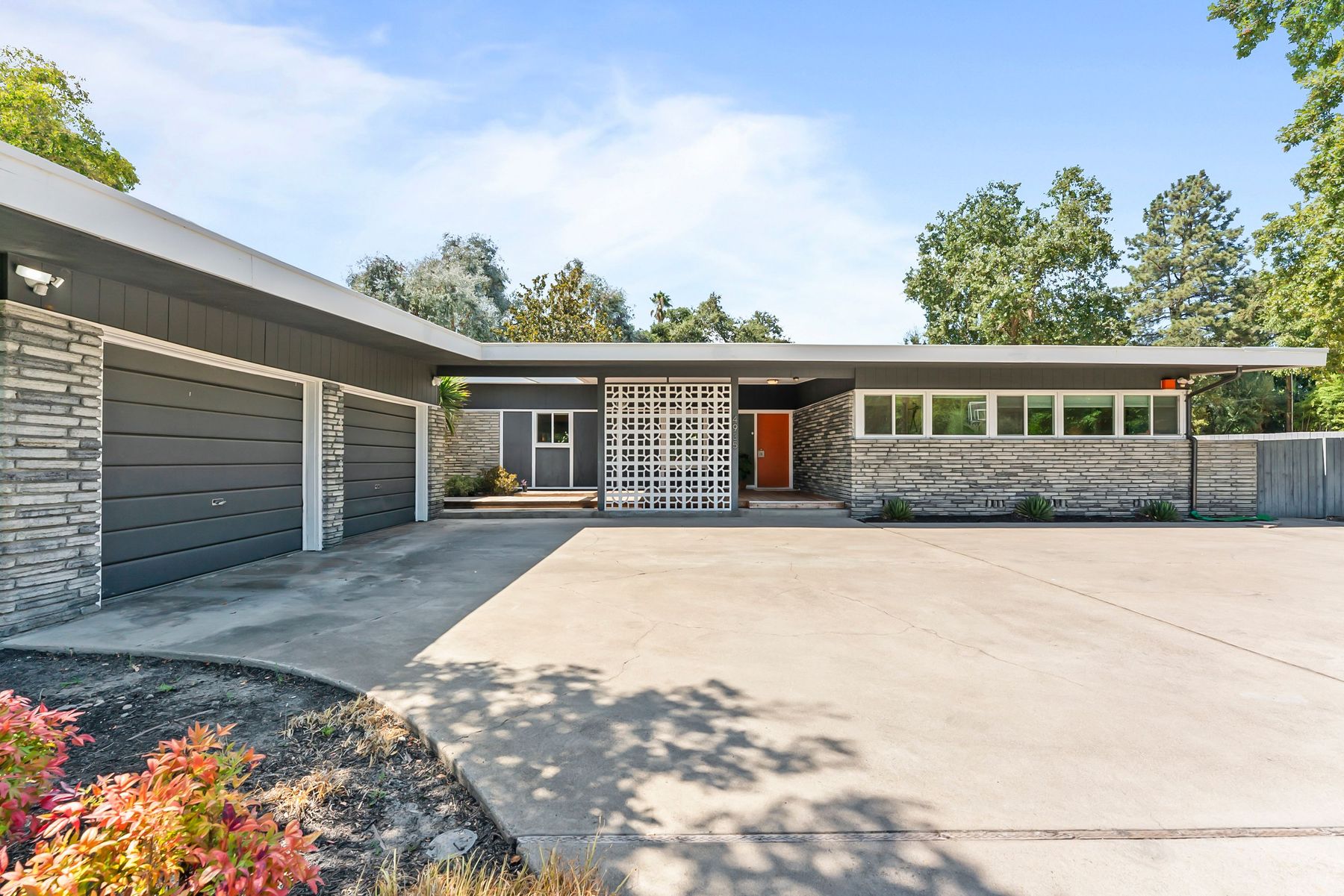  4935 Fair Oaks Boulevard, Carmichael, CA 95608 - 物件實景