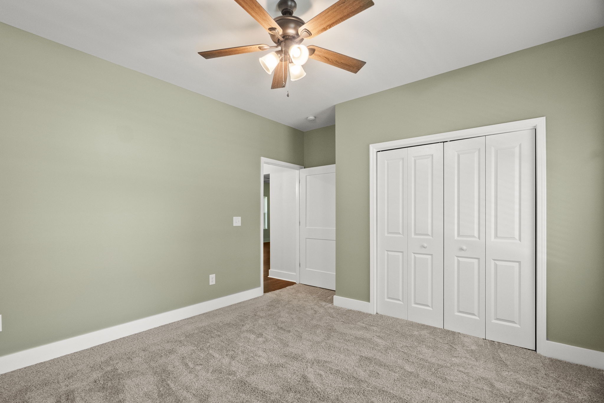 Cedar Hill, Tennessee, 37032, United States, 3 Bedrooms Bedrooms, ,2 BathroomsBathrooms,Residential,For Sale,1981088