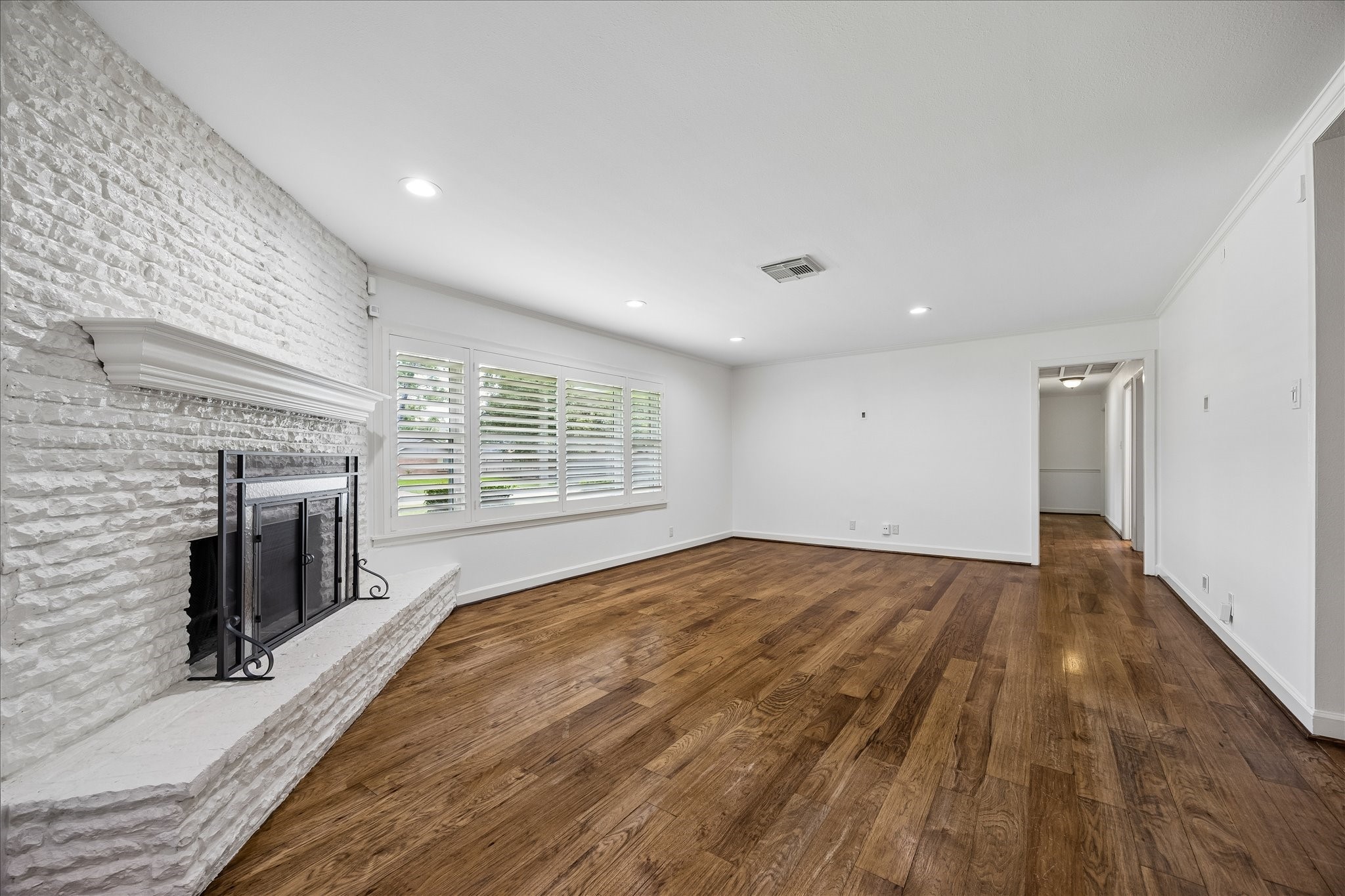  8443 Westview Drive - 物件實景