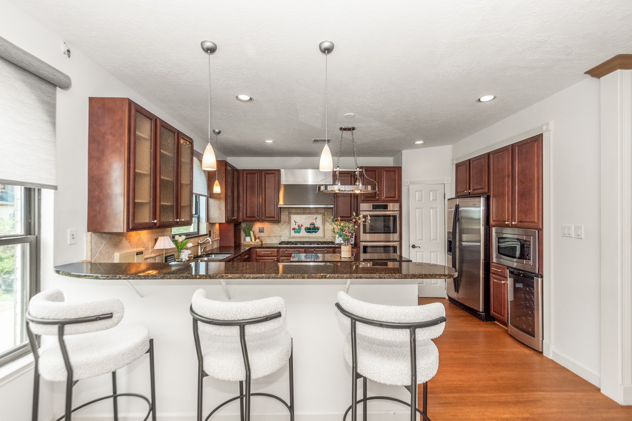 Houston, Texas, 77058, United States, 3 Bedrooms Bedrooms, ,4 BathroomsBathrooms,Residential,For Sale,1924880