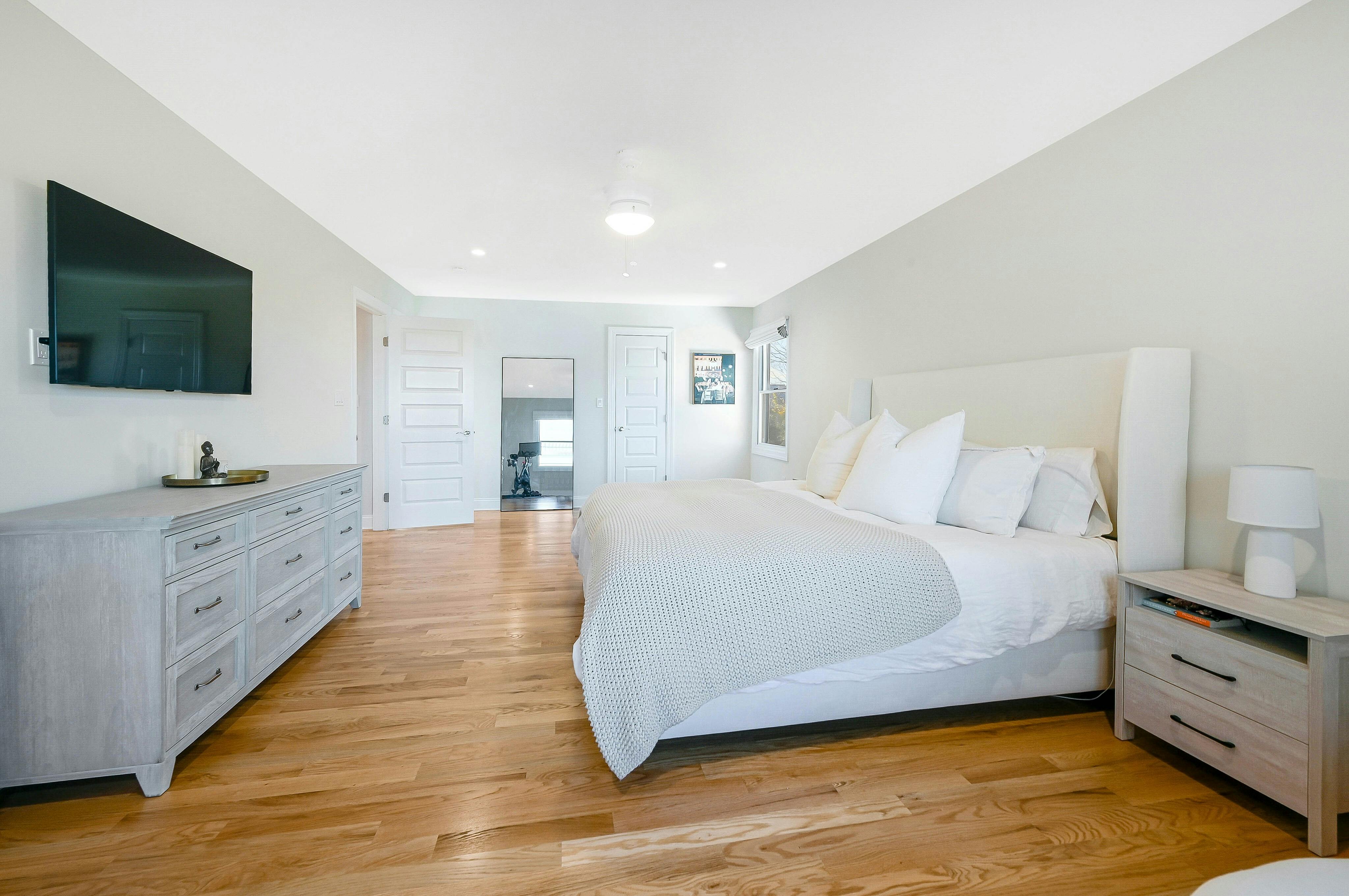 Greenport, New York, 11944, United States, 5 Bedrooms Bedrooms, ,4 BathroomsBathrooms,Residential,For Sale,1792351