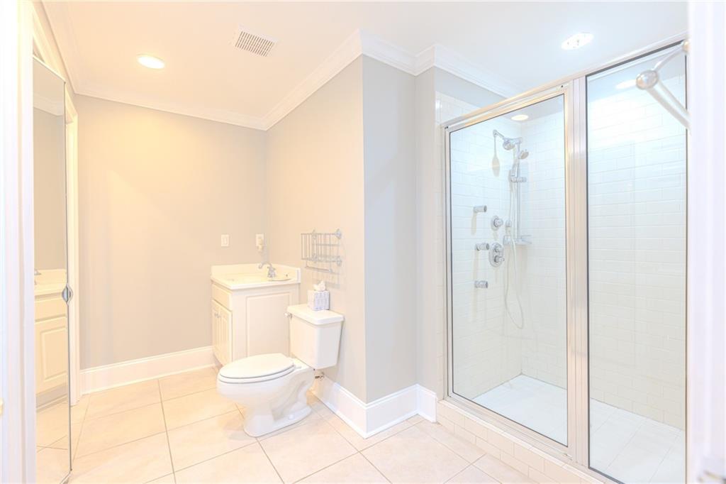 Atlanta, Georgia, 30350, United States, 5 Bedrooms Bedrooms, ,5 BathroomsBathrooms,Residential,For Sale,1987356