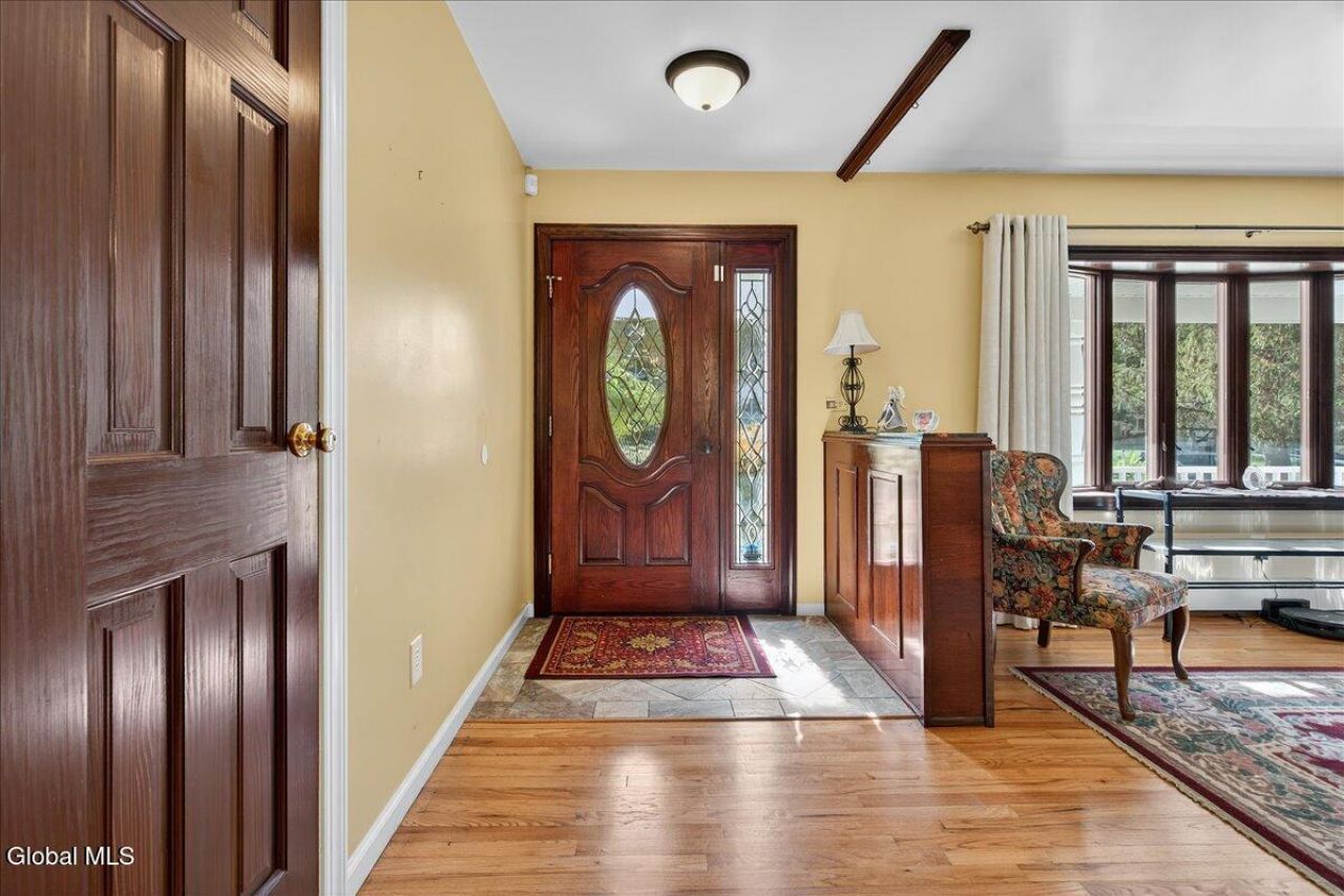 Clifton Park, New York, 12065, United States, 4 Bedrooms Bedrooms, ,3 BathroomsBathrooms,Residential,For Sale,1968691