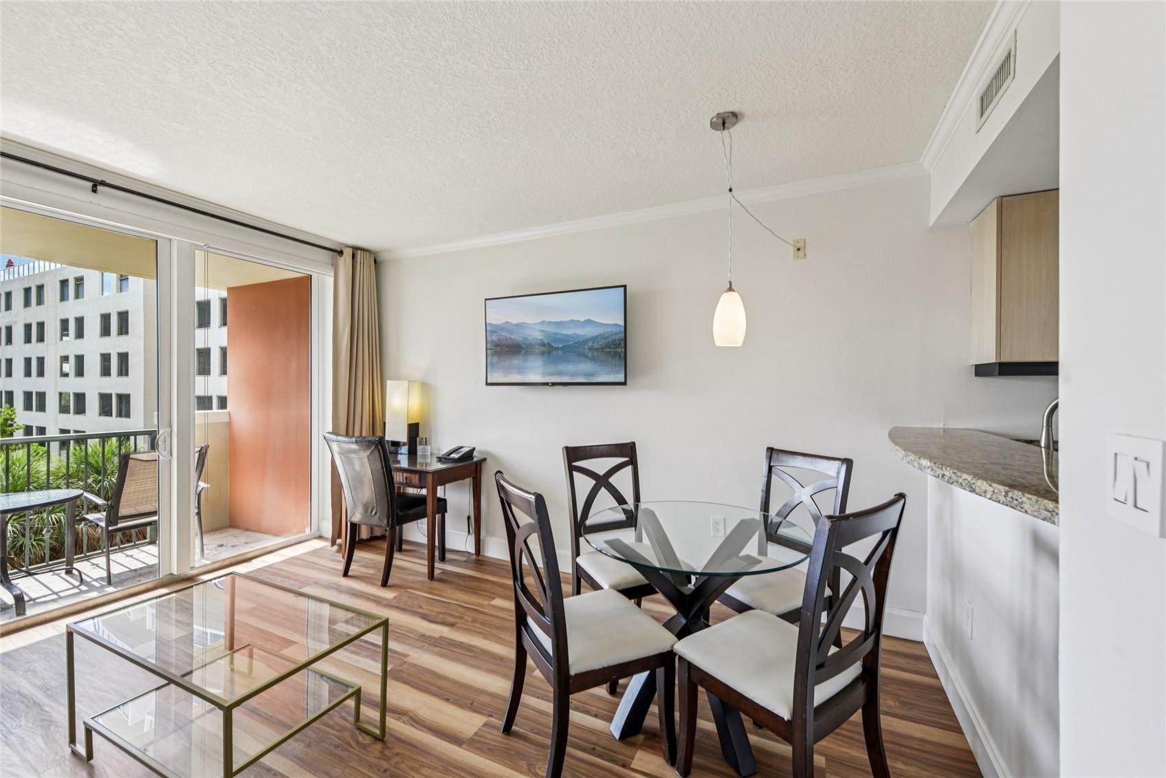 Miami, Florida, 33133, United States, 1 Bedroom Bedrooms, ,1 BathroomBathrooms,Residential,For Sale,1985715